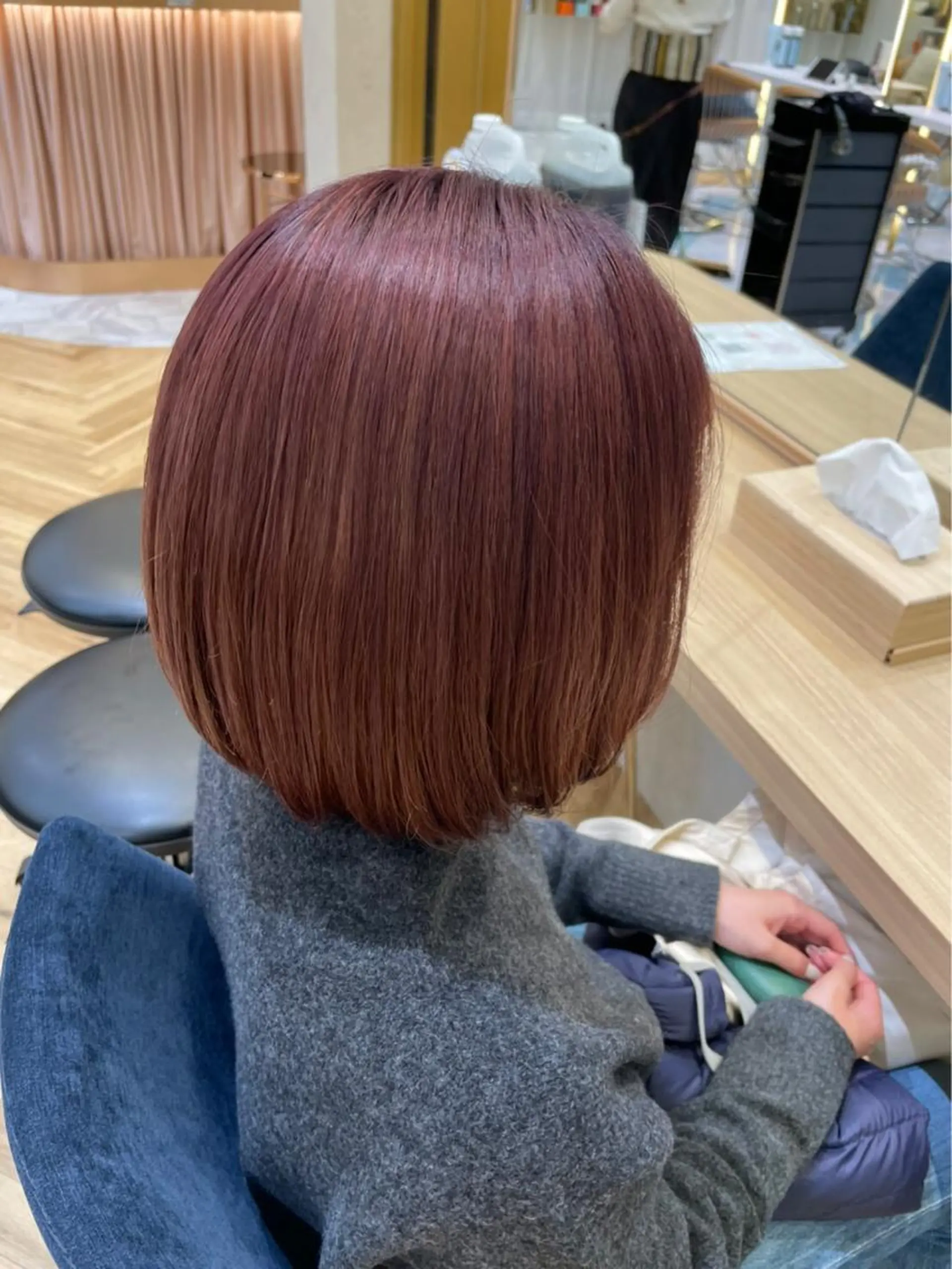 ショート カラー ♥️ブリーチ/ボブ/ レイヤー♥️maiのヘアスタイル