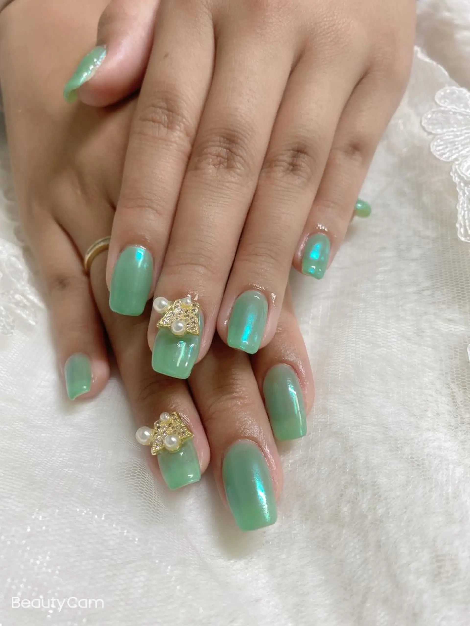 ネイル ミラーネイル ハンドネイル Max nail&eyeのネイルデザイン