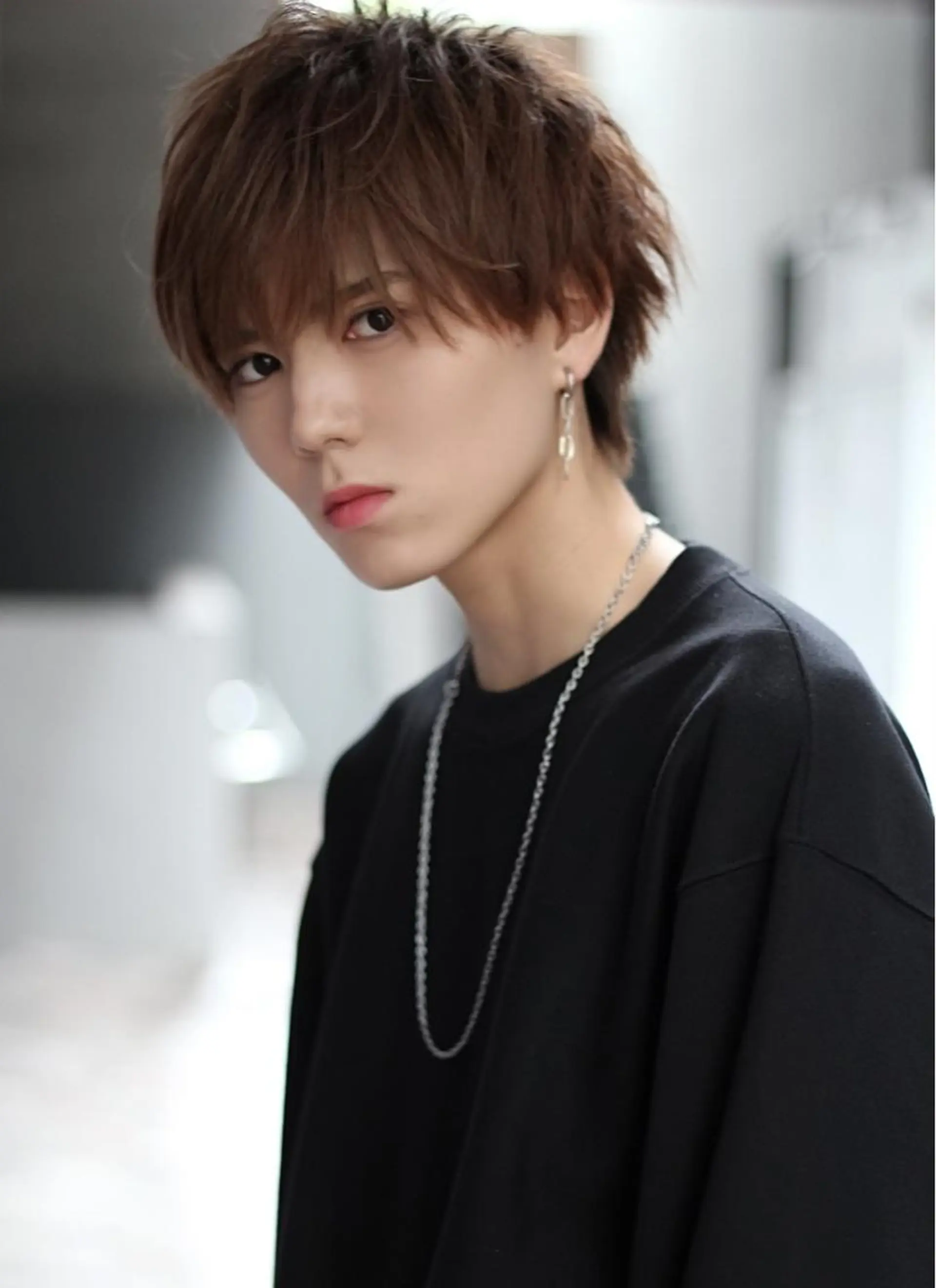 ミディアム メンズ メンズウルフカット ウルフカット カット 根津、表参道2店舗 店長　内見 加瑞磨のヘアスタイル