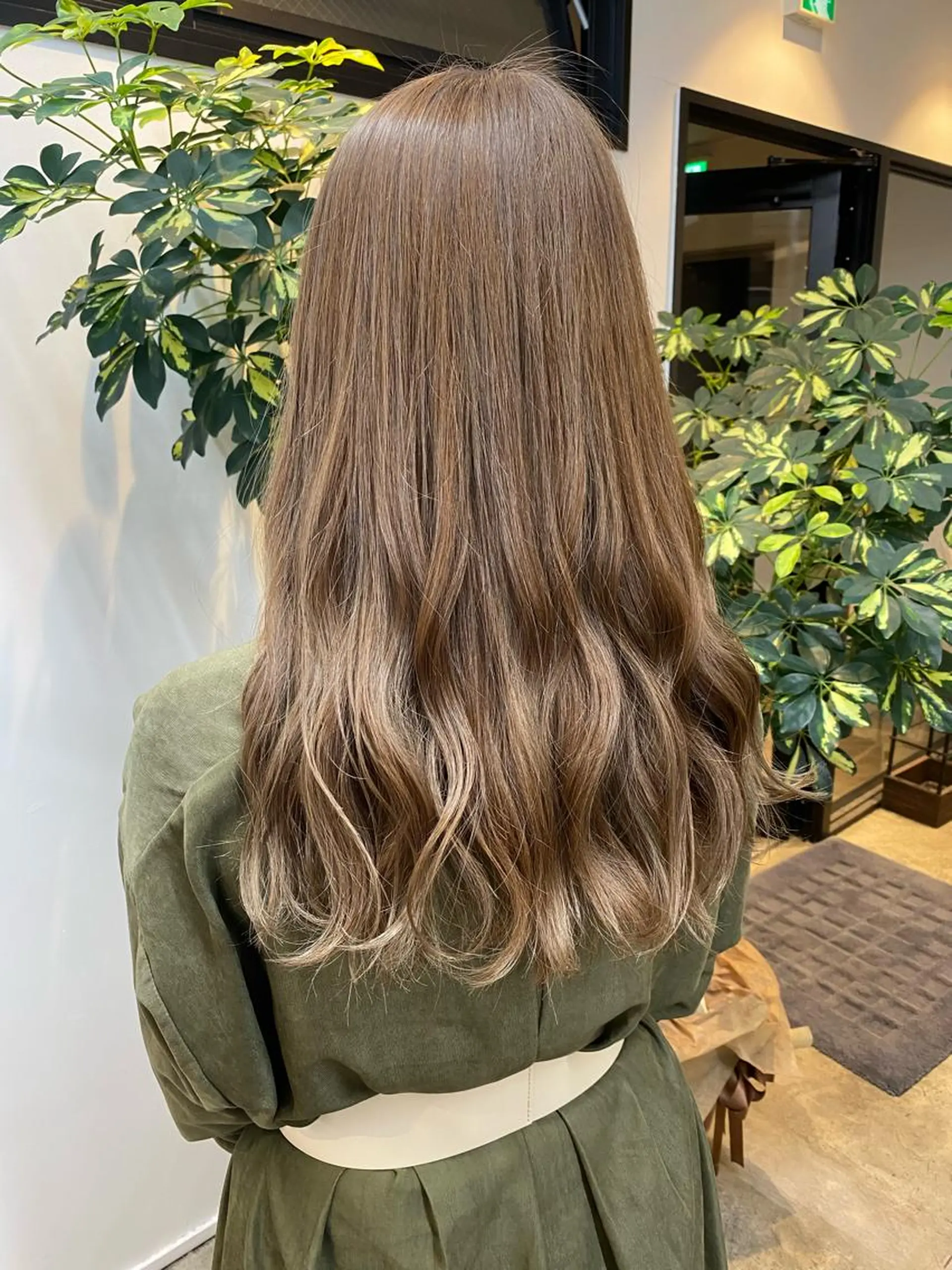 ロング カラー 🌼ハイライト透明感 🌼maiのヘアスタイル