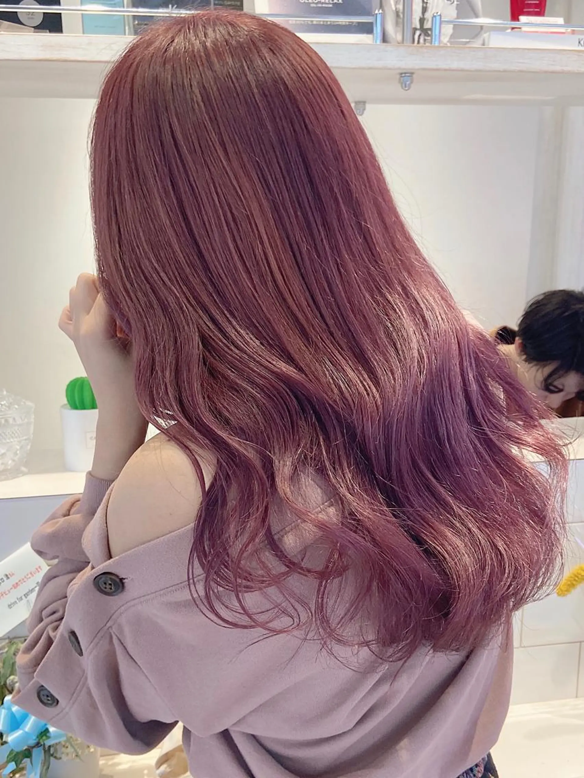 ロング カラー ヘアアレンジ ブリーチ ラベンダーカラー ピンクカラー ピンクラベンダー 天神レイヤーカット No.1💖マユカのヘアスタイル