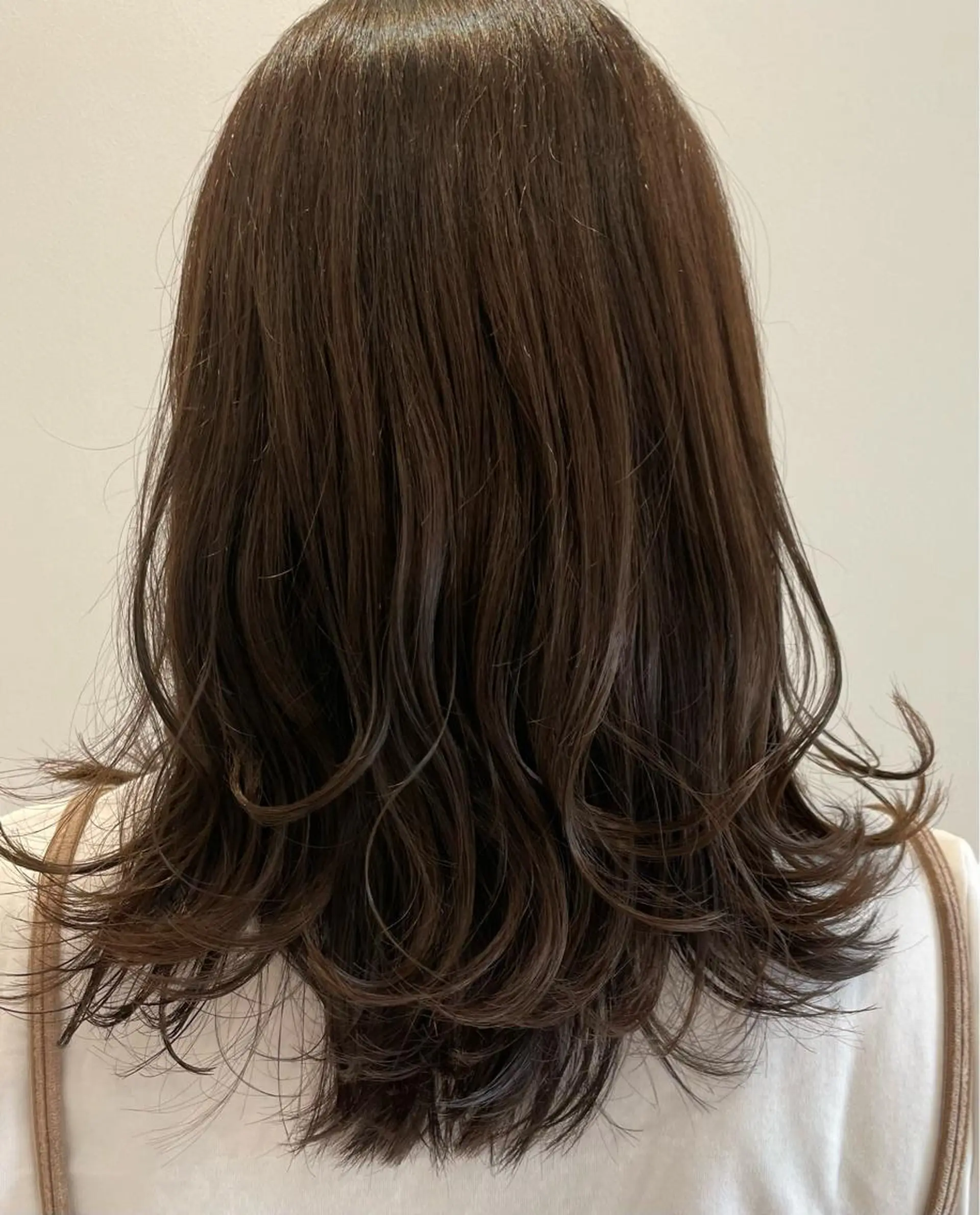 ミディアム レイヤーカット カット ヘアカラー トリートメント 🪴酒井 可南子🪴のヘアスタイル