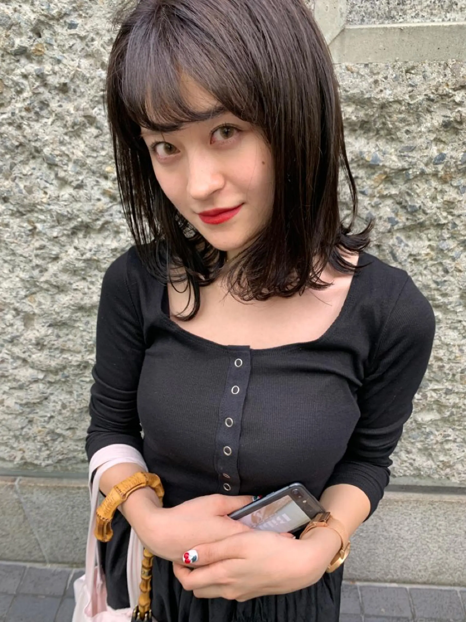 ミディアム カラー Lolonois梅田 スタッフのヘアスタイル