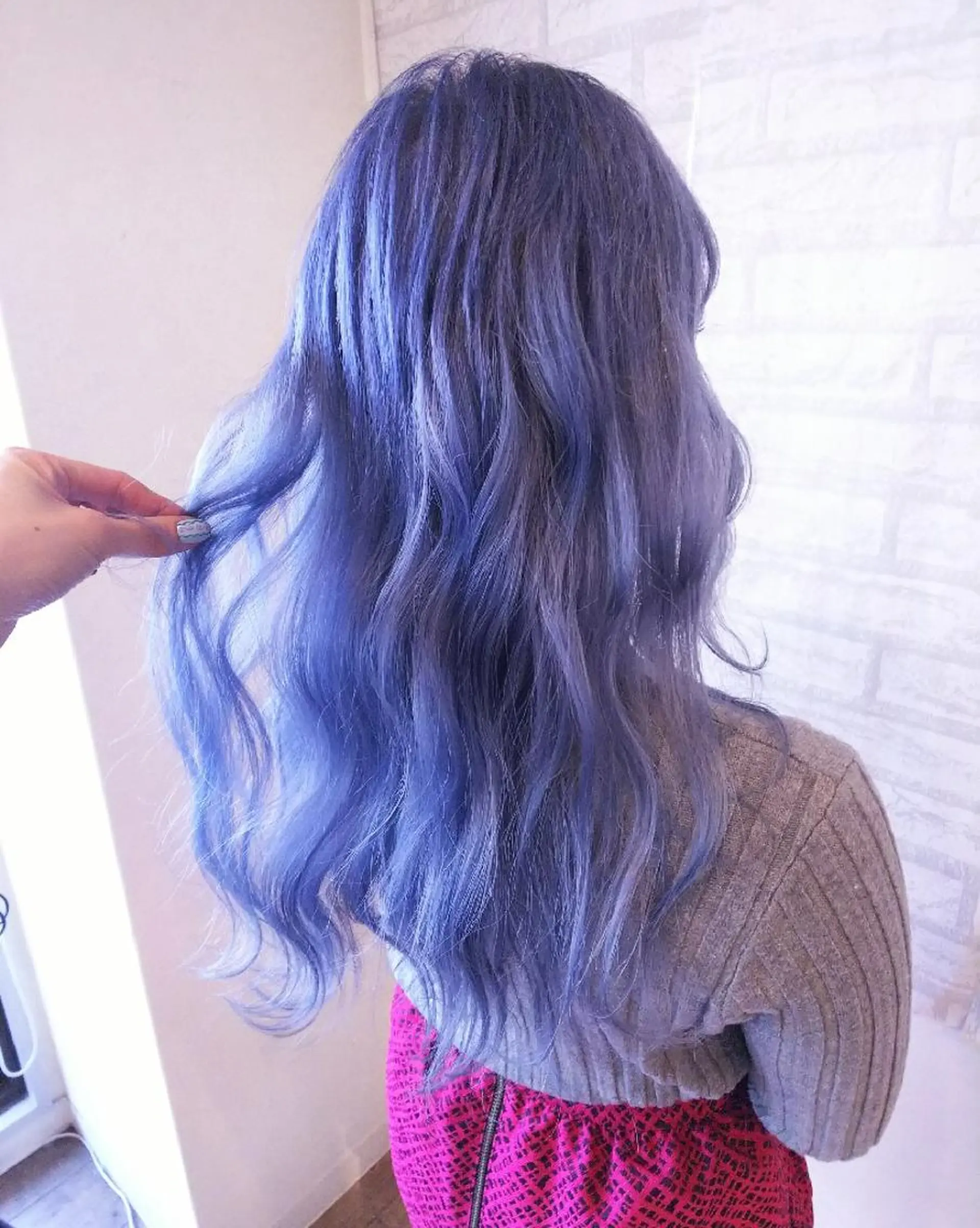 ロング カラー ブルーカラー ブルーバイオレット バイオレットカラー ヘアカラー トリートメント RU RIのヘアスタイル