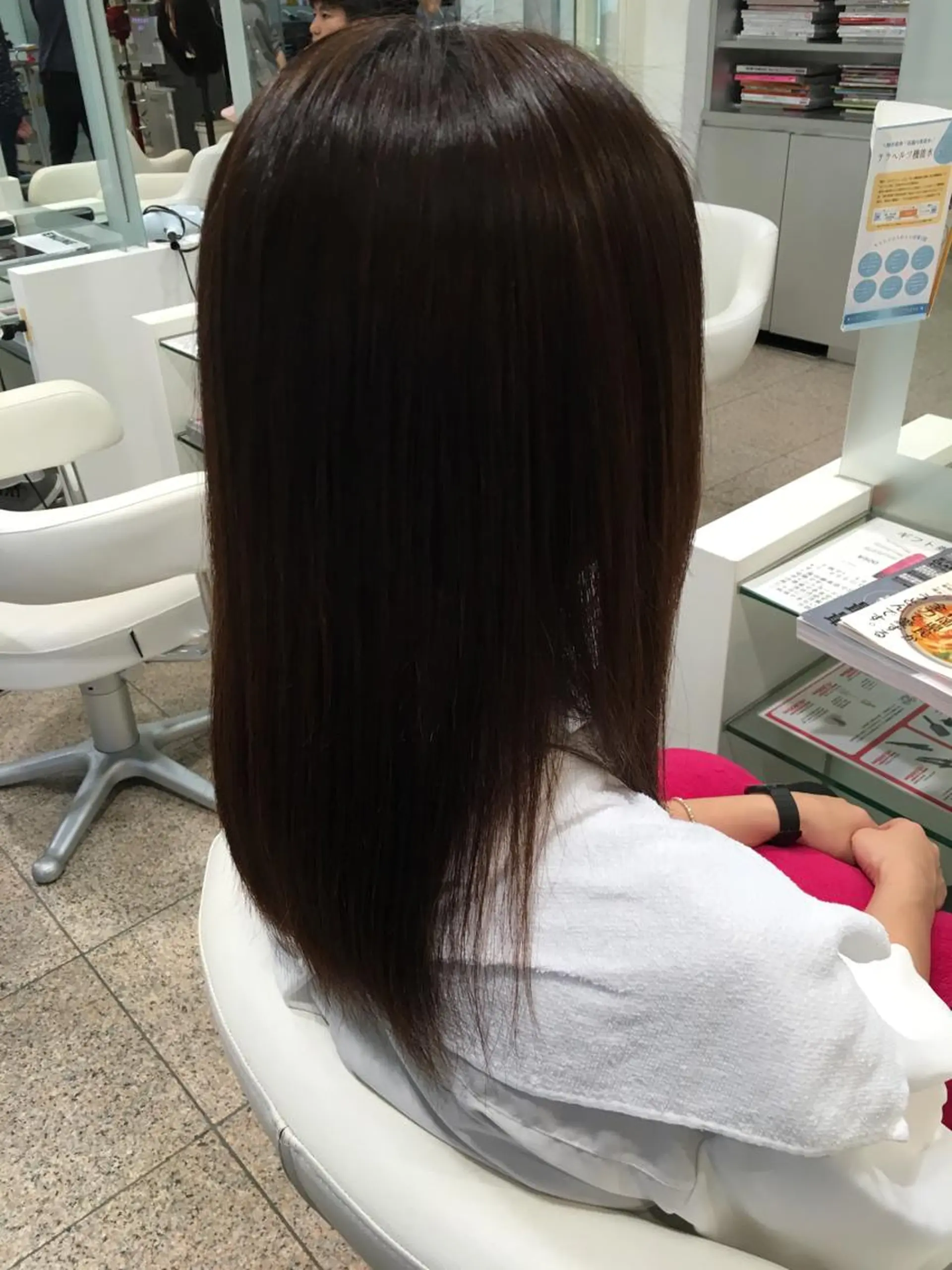 ミディアム 似合わせカット 迫留由弥のヘアスタイル