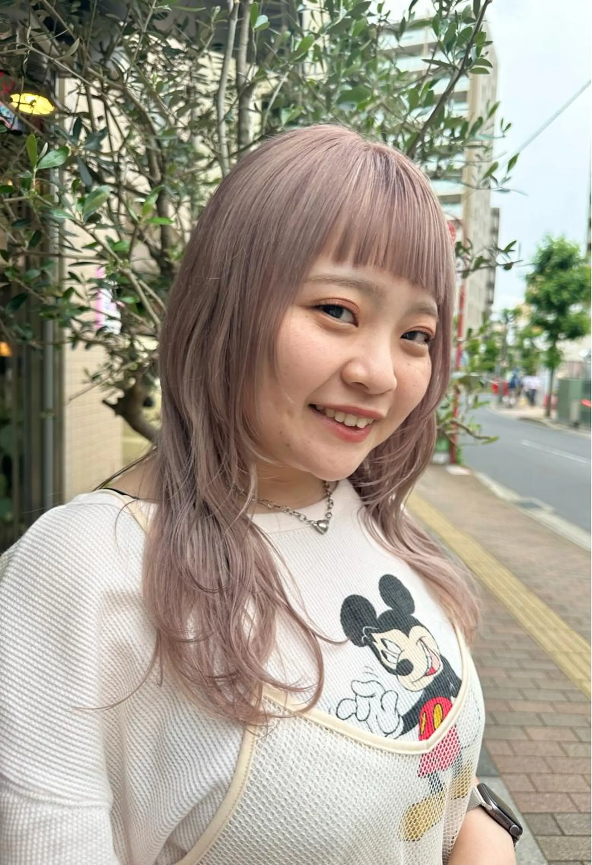 セミロング カラー ベージュカラー 透明感カラー ミルクティーベージュ sato ayaka ｜透明感カラー🫧のヘアスタイル