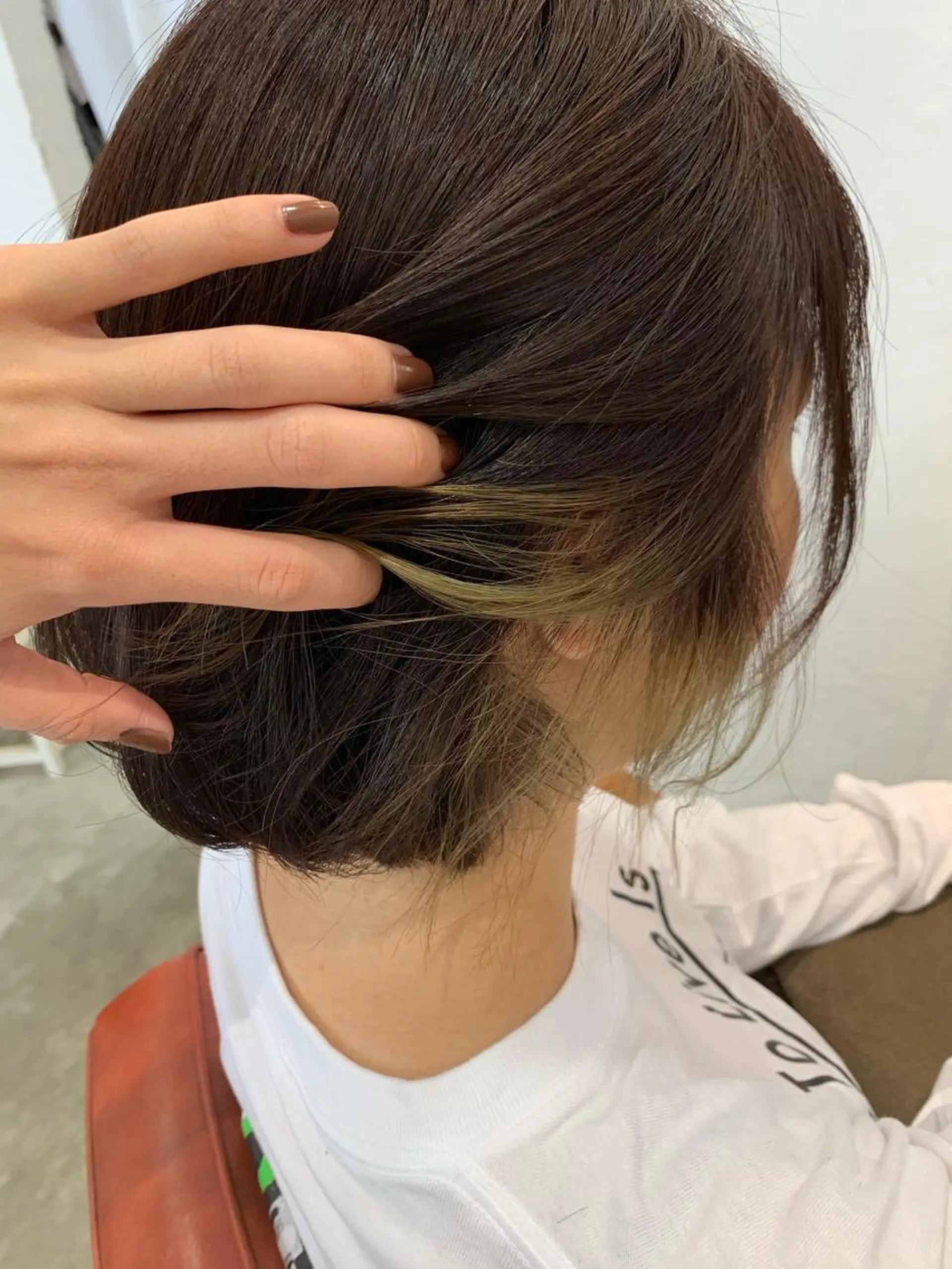 ミディアム カラー fio マナミのヘアスタイル
