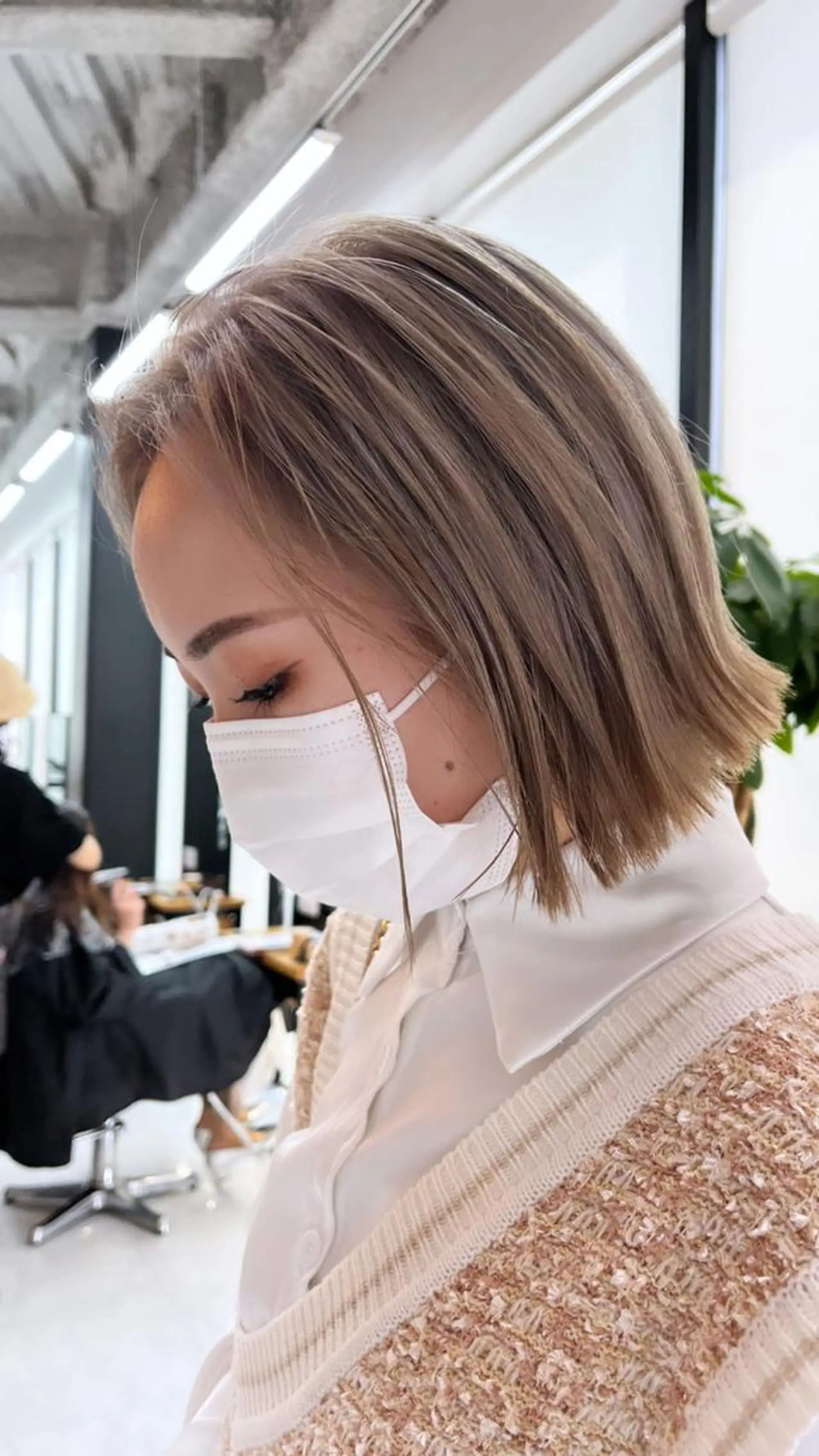 ミディアム カラー タカノ ノゾミのヘアスタイル