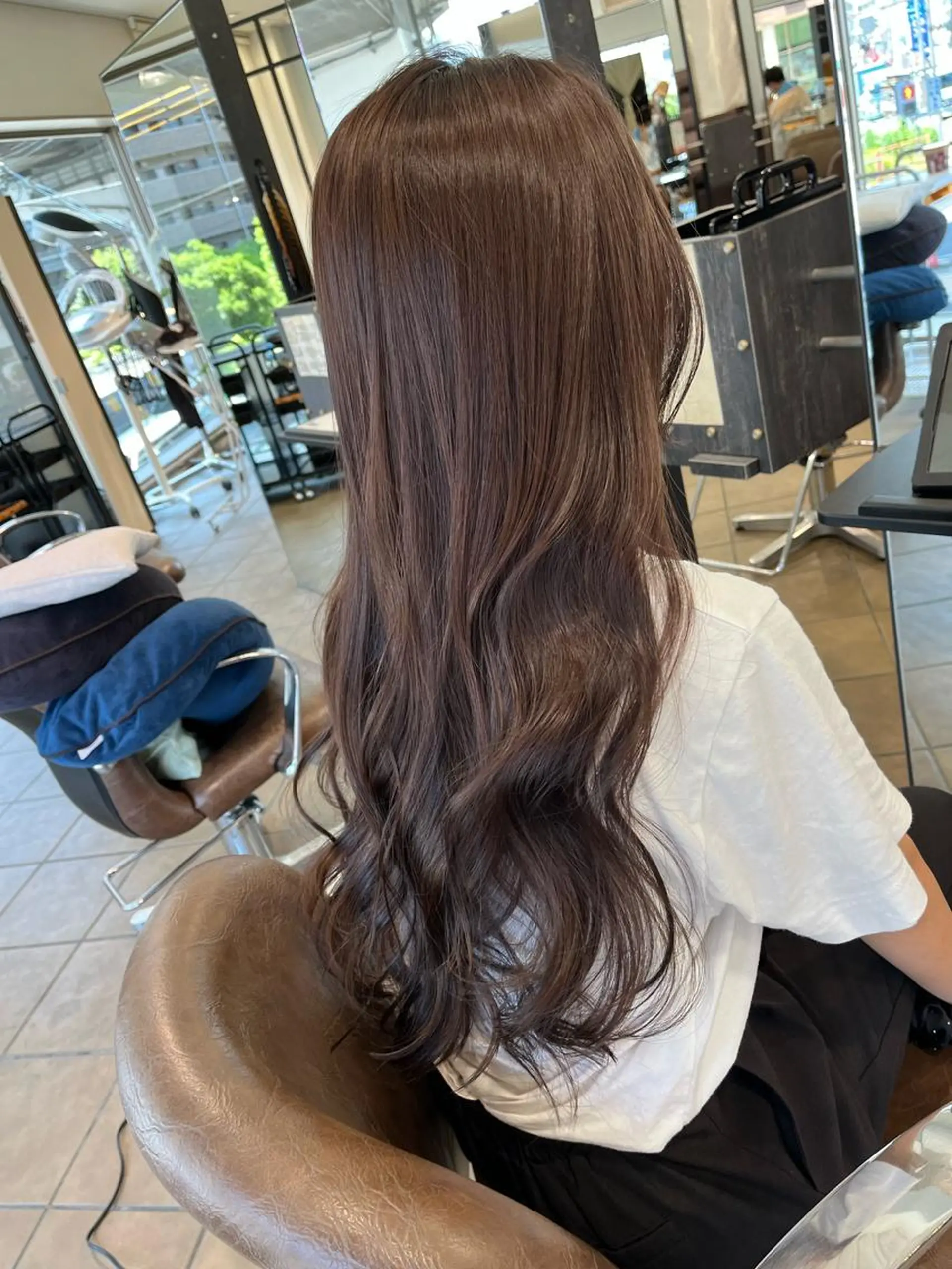 カラー シオカワ ケンショウのヘアスタイル