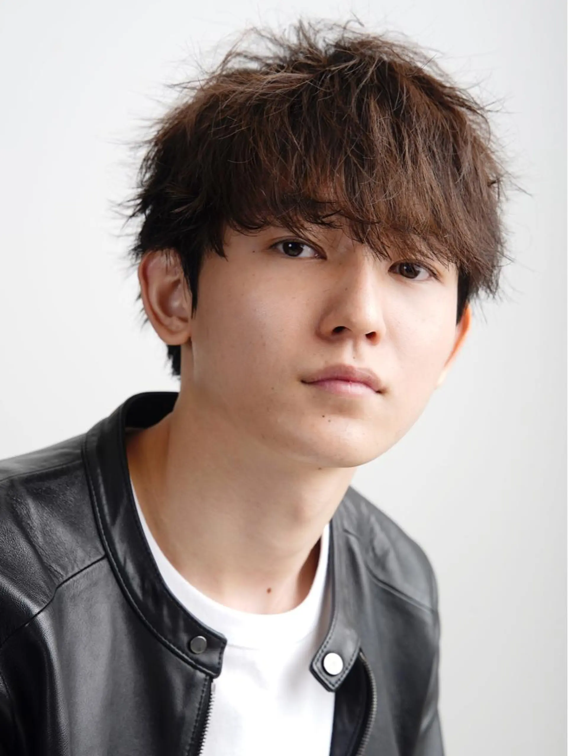 ショート パーマ メンズ メンズパーマ スパイラルパーマ メンズヘア特化 崎田 成人のヘアスタイル