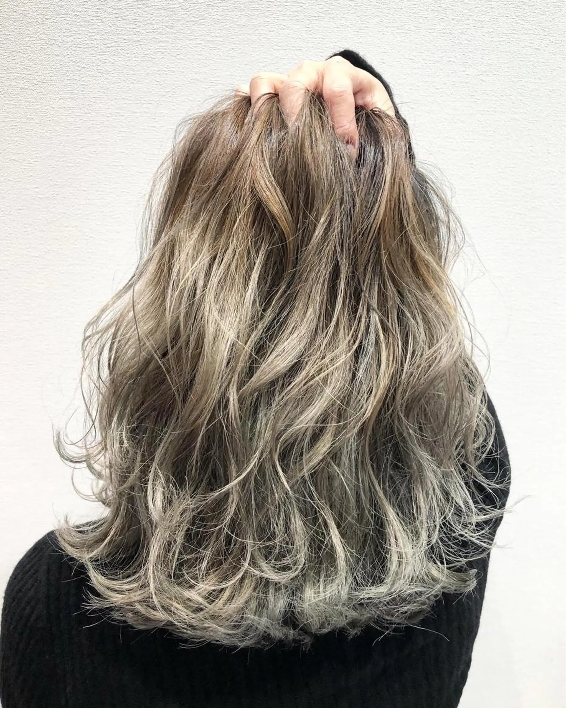 ミディアム レイヤーカット 日野・八王子レイヤー ワタナベリョウマのヘアスタイル