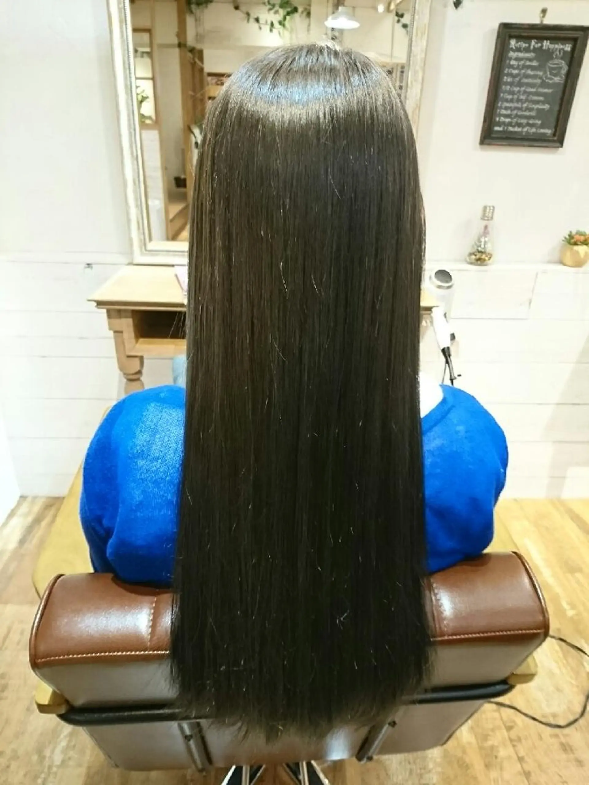 ロング カラー アッシュ ブルーカラー ブルーアッシュ 遠藤 拓馬のヘアスタイル