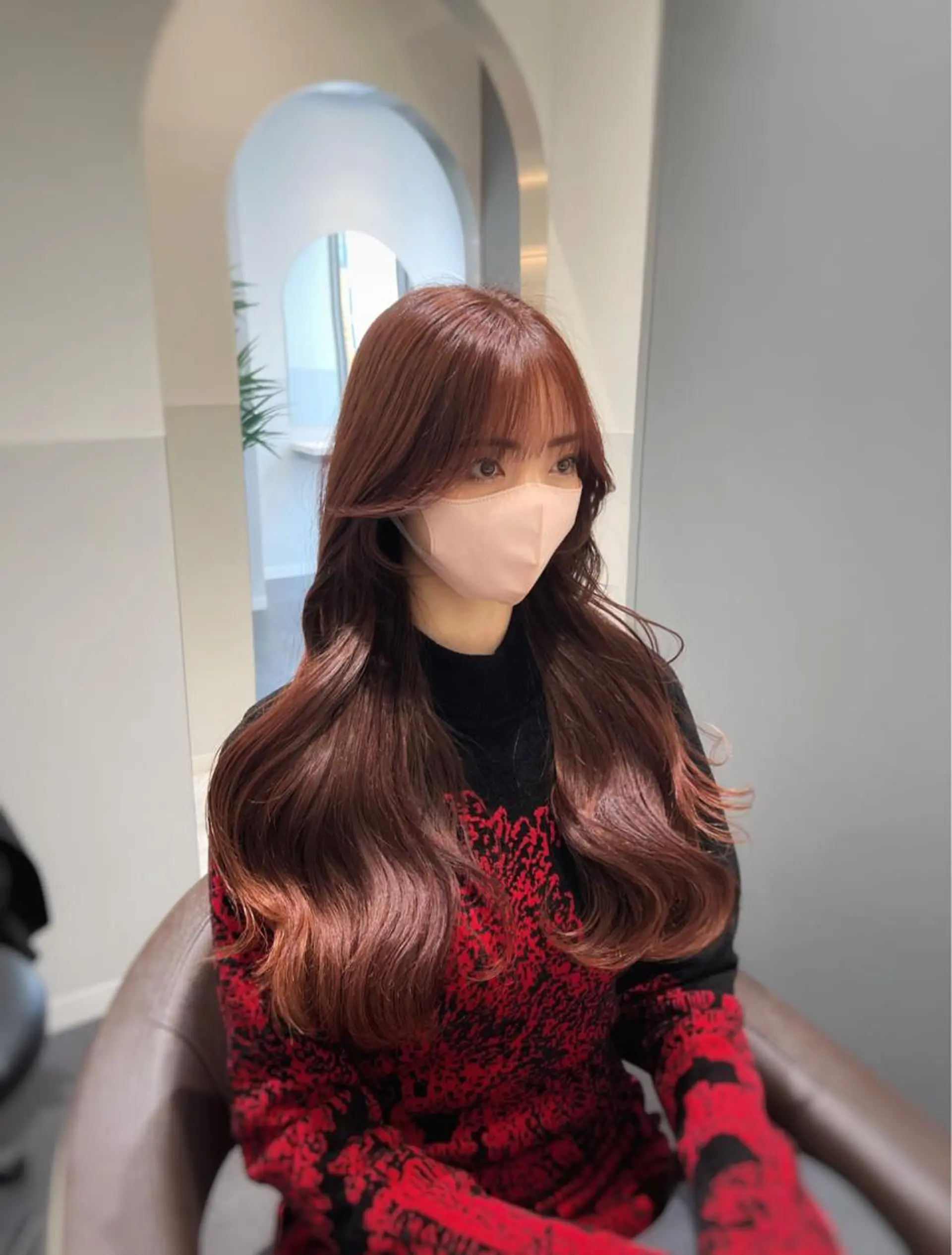 ロング カラー 韓国風カラー くびれヘア 顔周りカット 髪質改善 ヨシンモリ カット ヘアカラー トリートメント TAKUMI 【美髪特化】のヘアスタイル