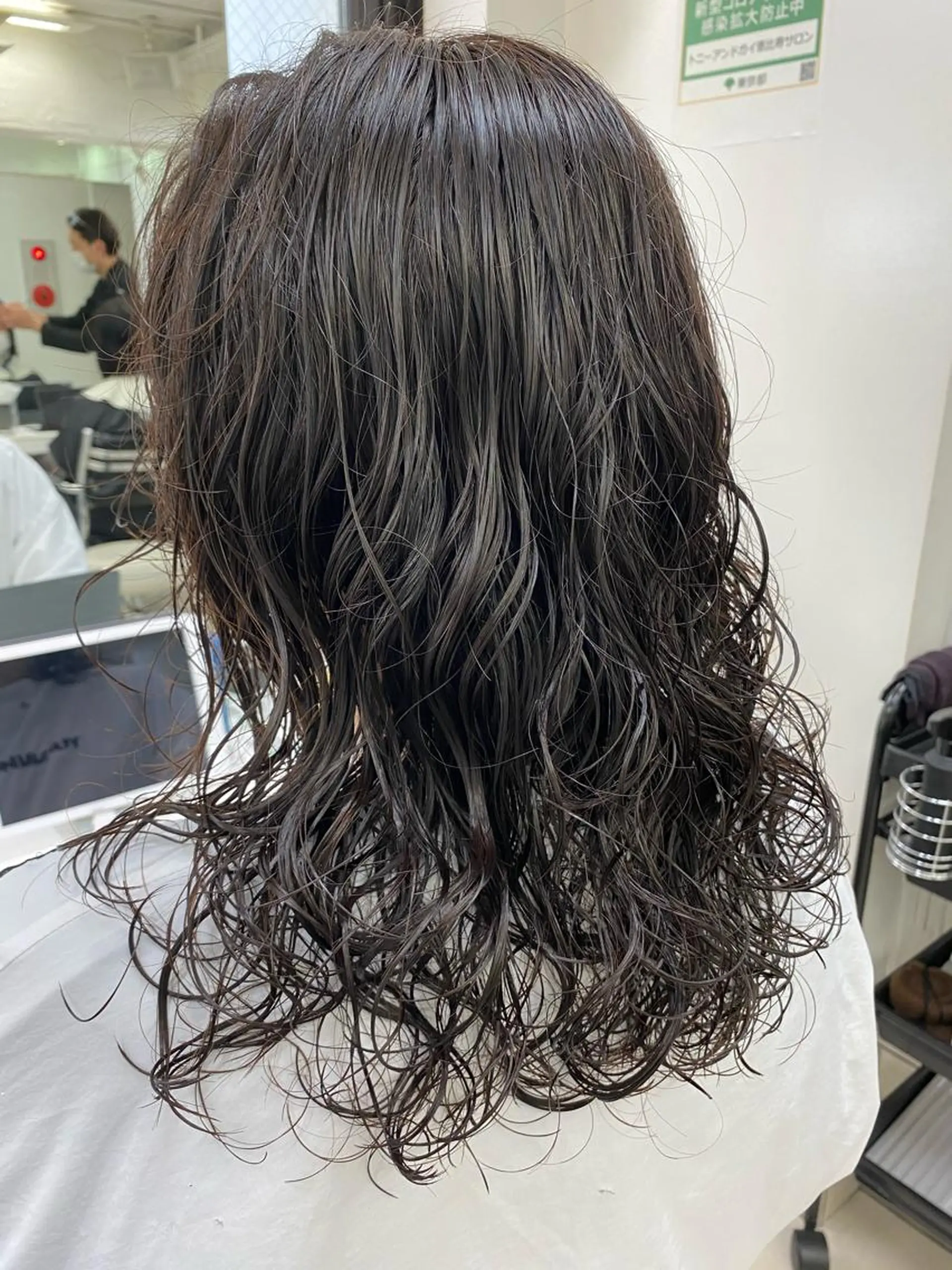 ミディアム パーマ 星野 菜月のヘアスタイル