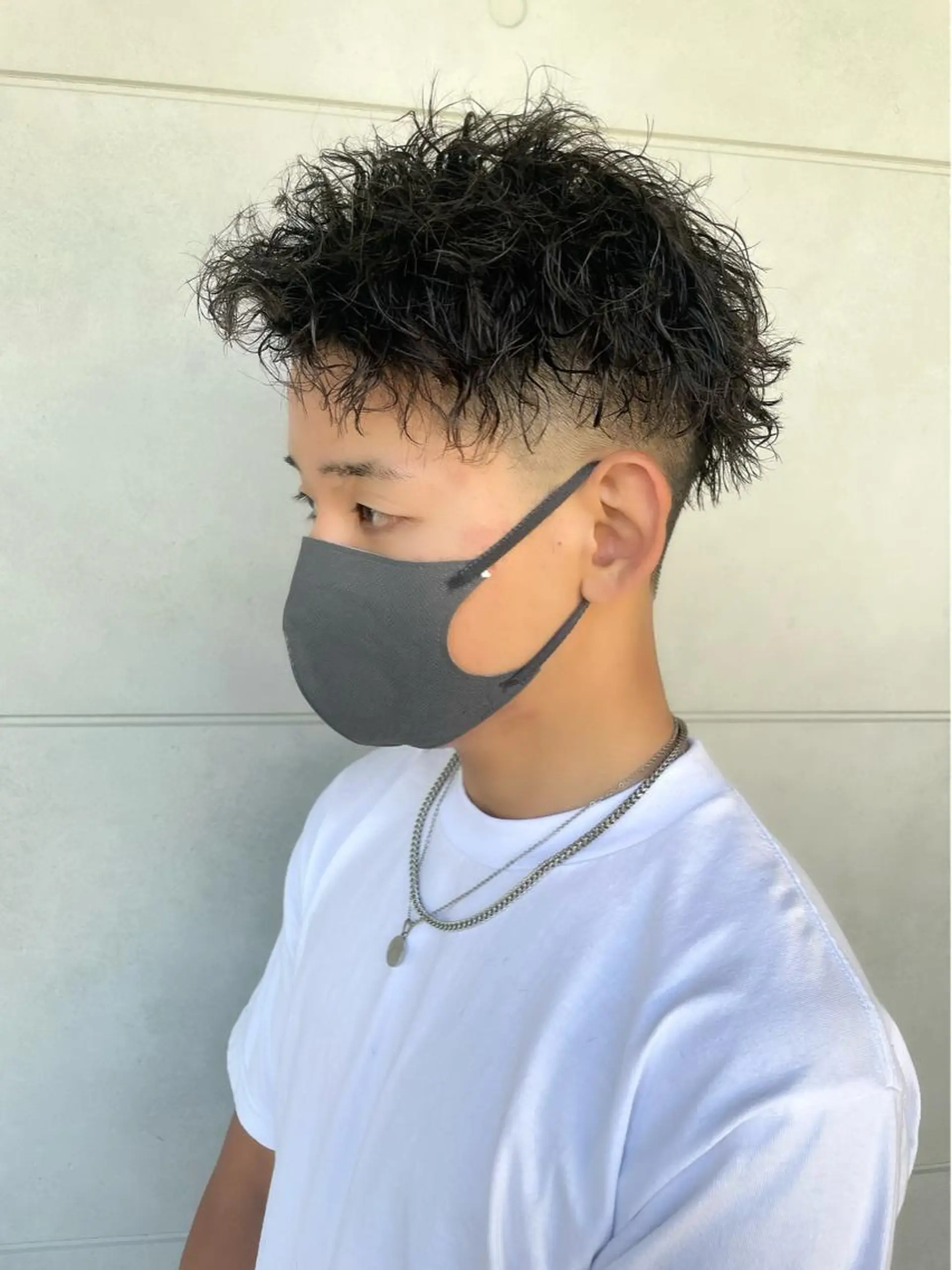 ショート パーマ メンズ メンズパーマ メンズツイストパーマ ツーブロック ツイストパーマ メンズヘア特化 崎田 成人のヘアスタイル