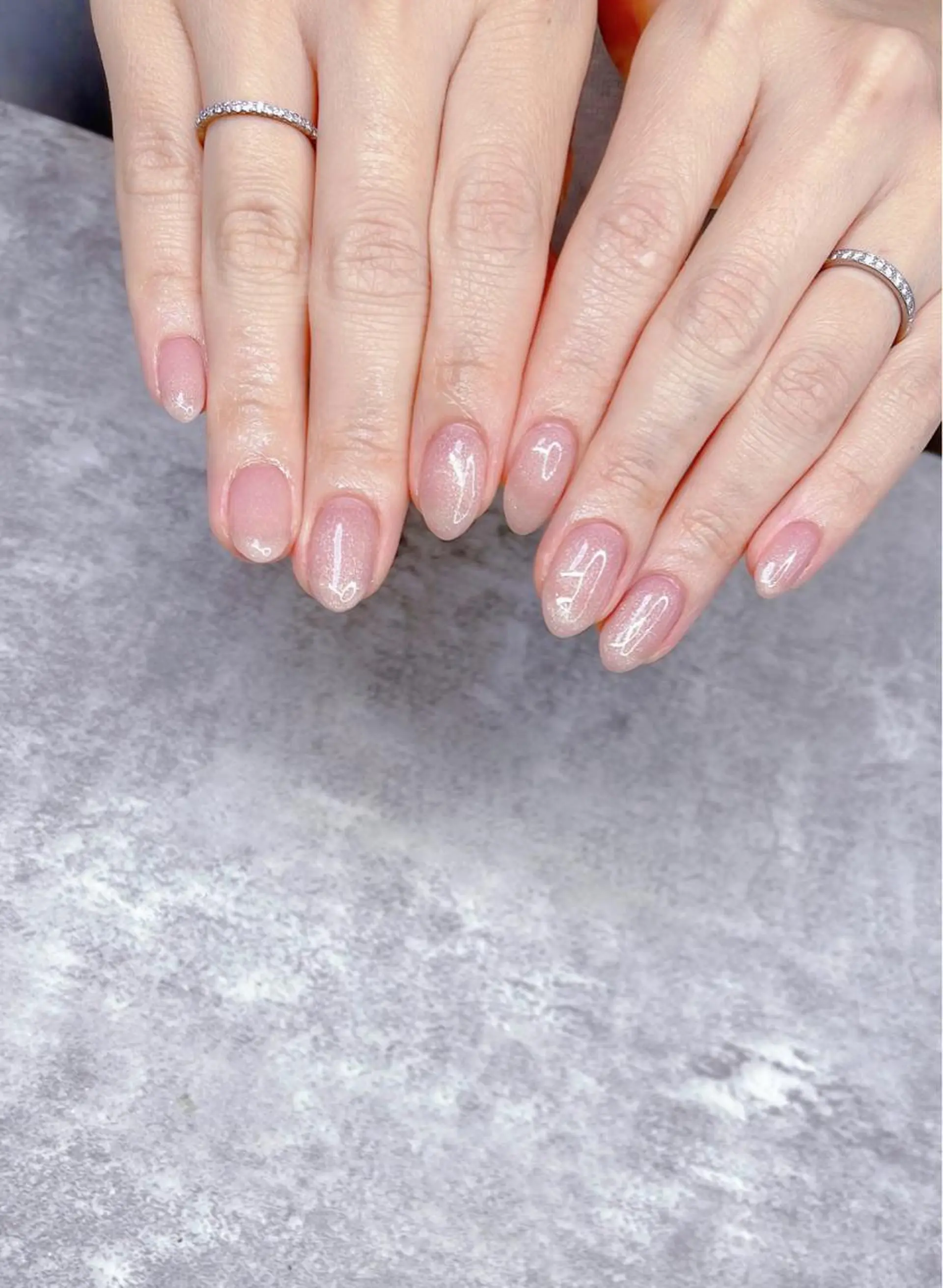 ミディアム めぐみのネイルサロン スタッフ練習のネイルデザイン