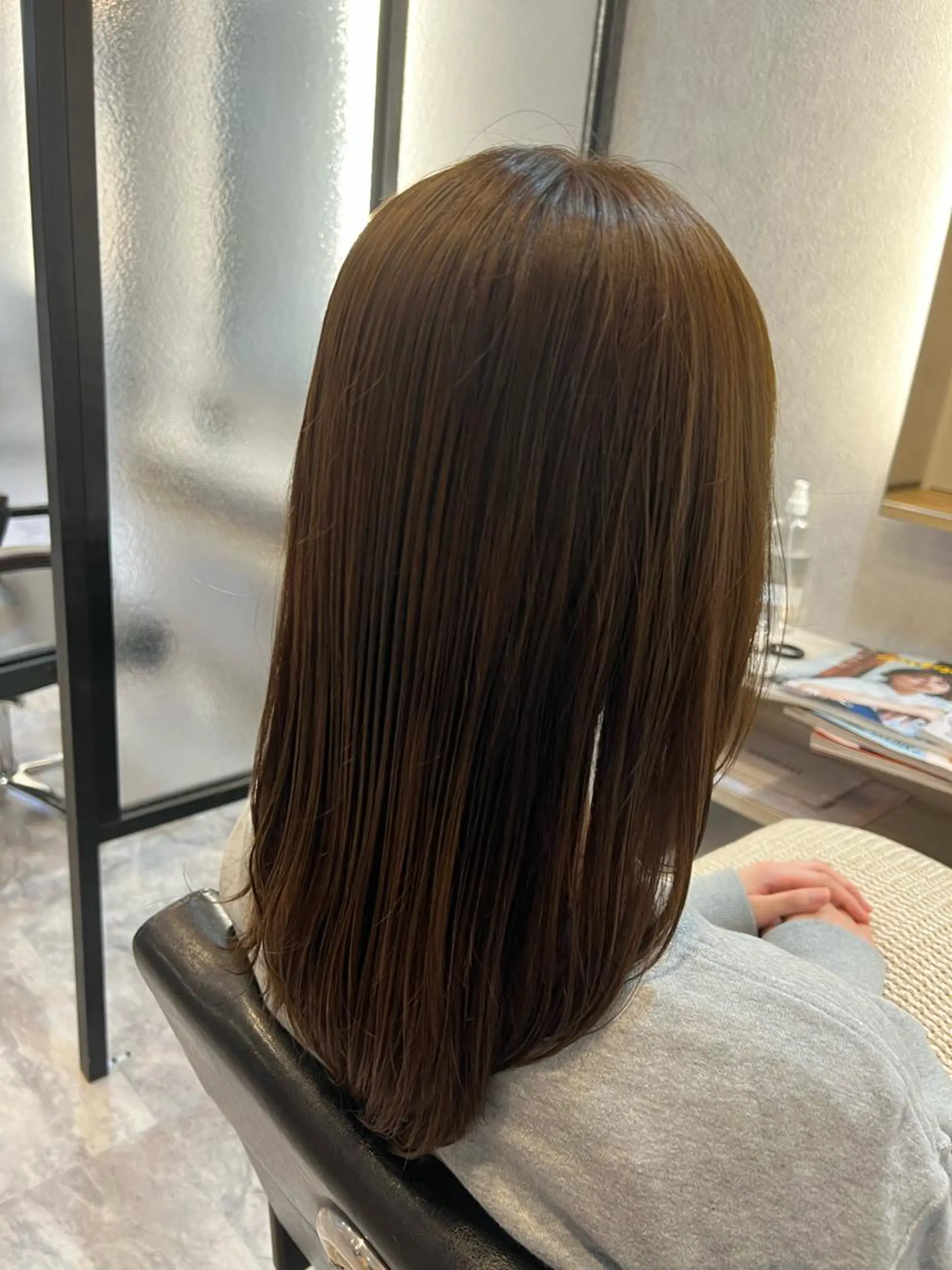 ミディアム カラー ベージュカラー オリーブベージュ イケダ ハルカのヘアスタイル