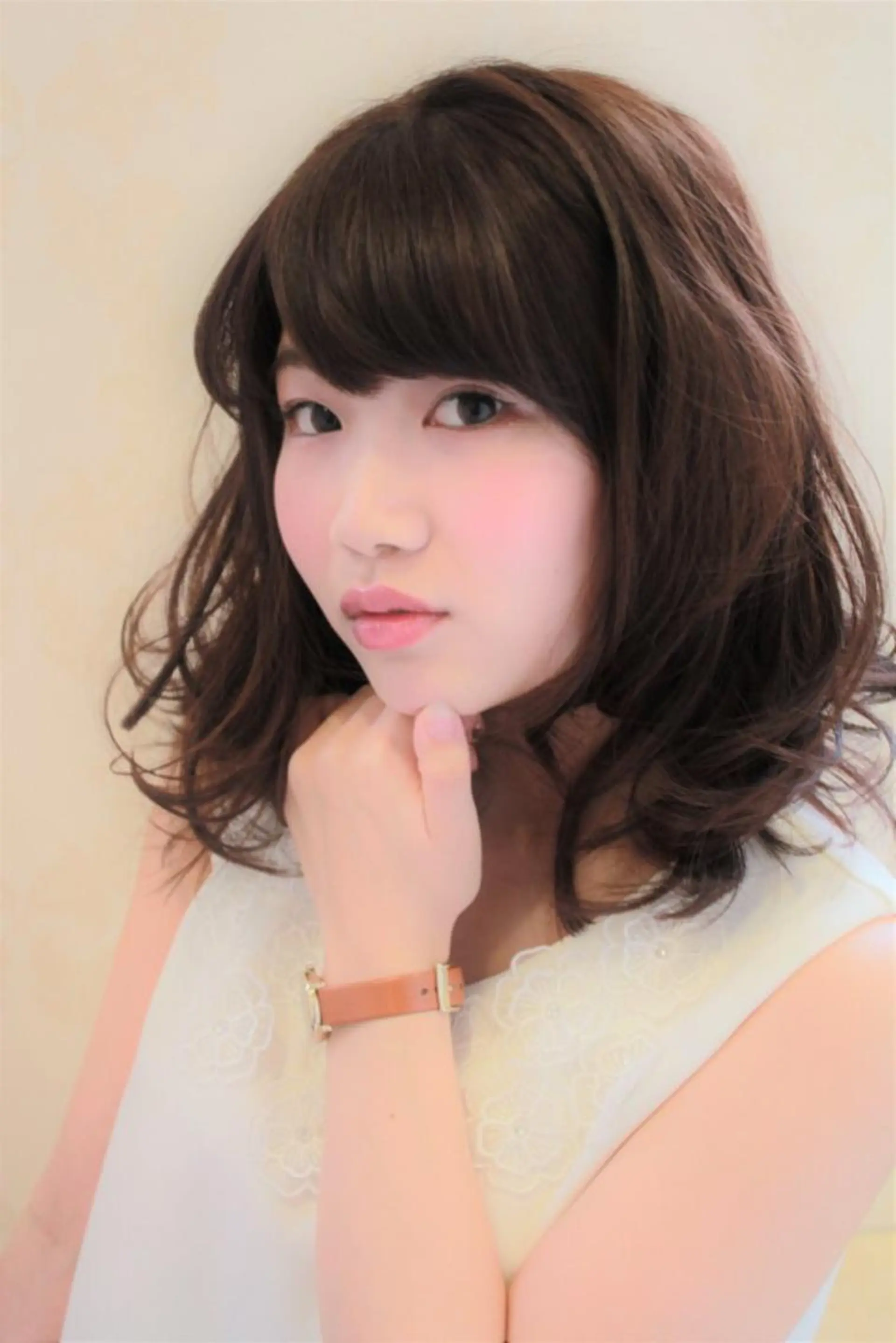 ミディアム ミディアムパーマ カット パーマ HANA Hair Produceのヘアスタイル