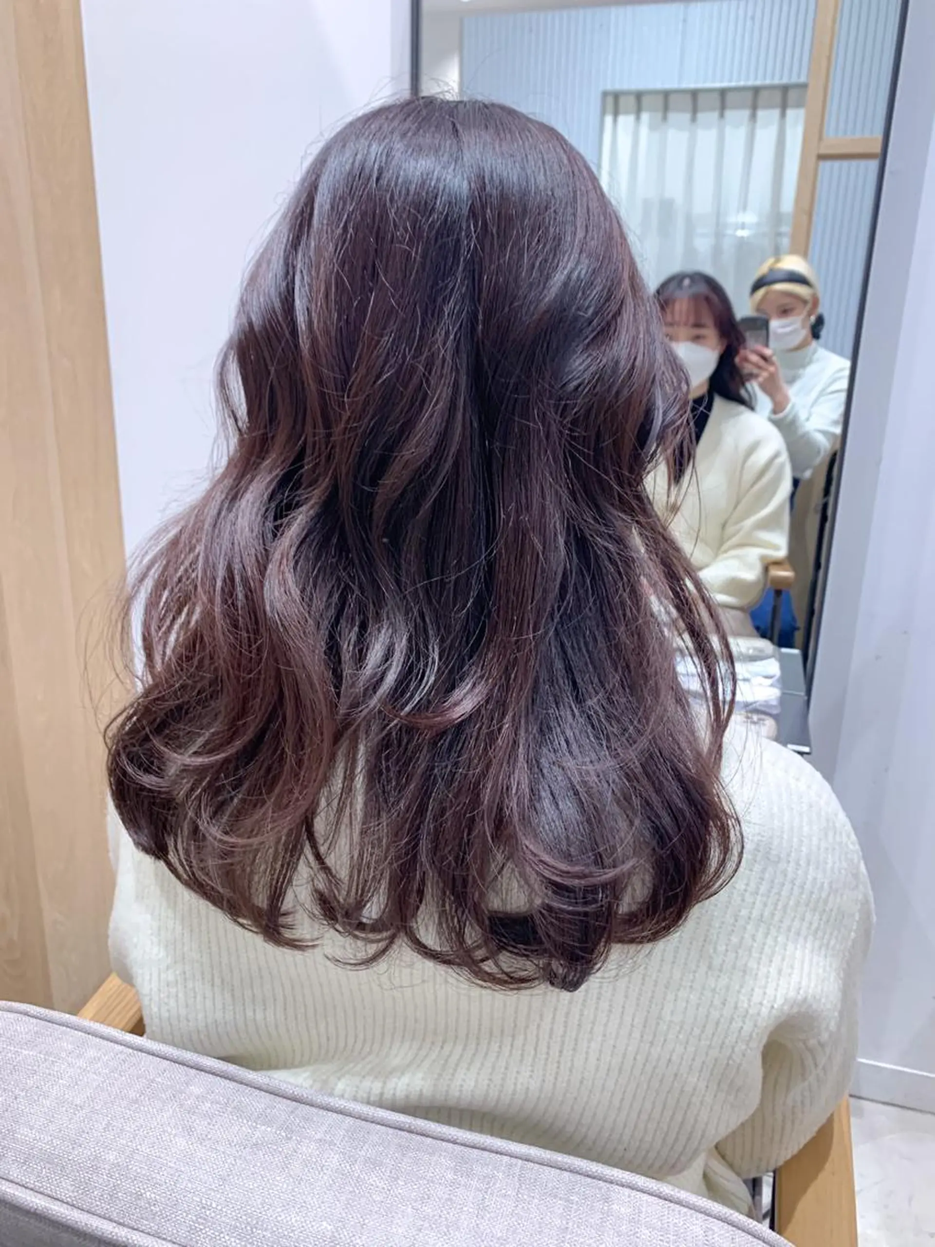 ミディアム カラー ヘアアレンジ ヘアカラー トリートメント yuka .のヘアスタイル