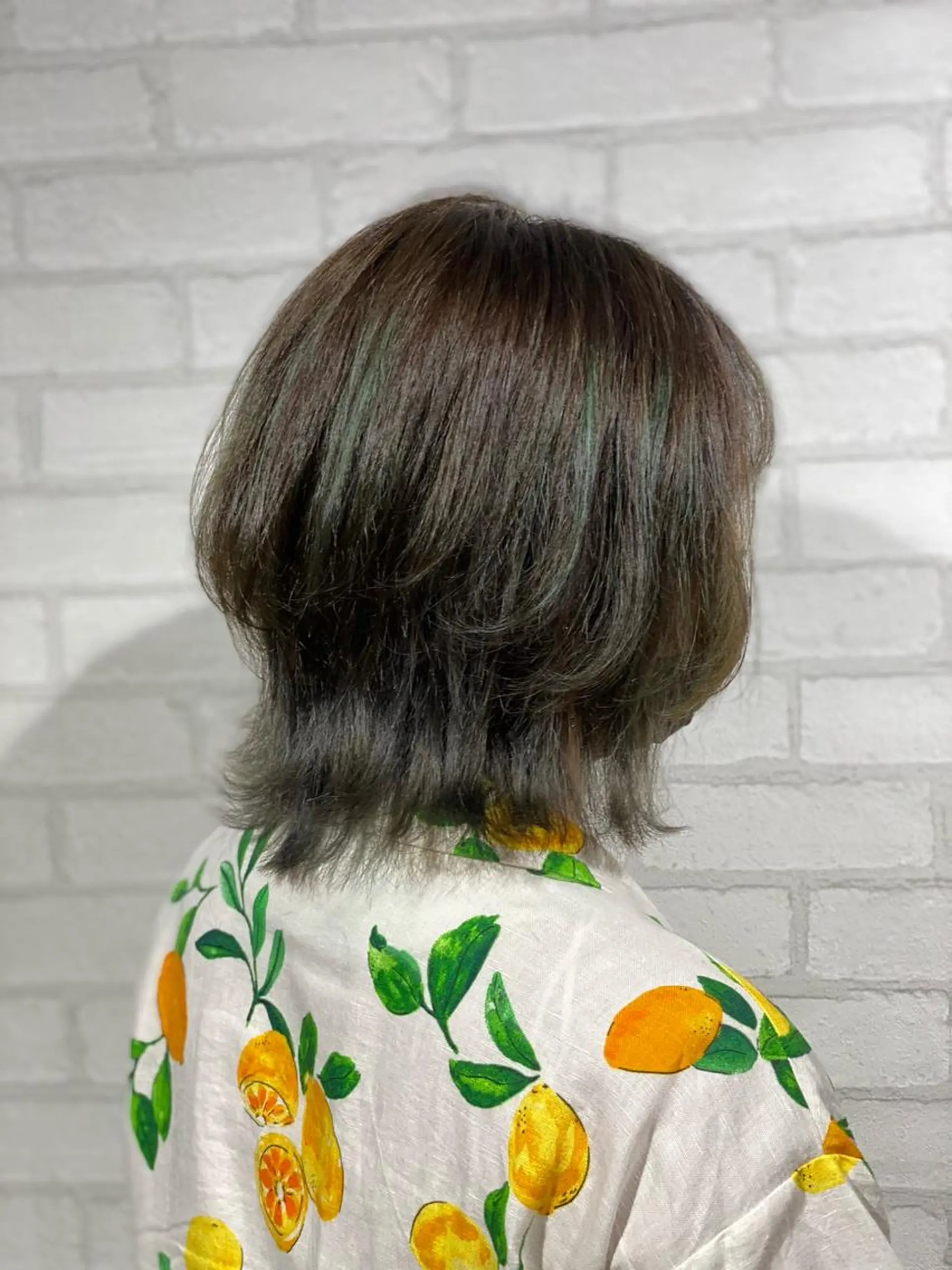ミディアム カラー アッシュ ハイライトカラー くびれヘア ハイライト ウルフカット カット ヘアカラー ✨ハイトーン カラー福岡拓也✨のヘアスタイル