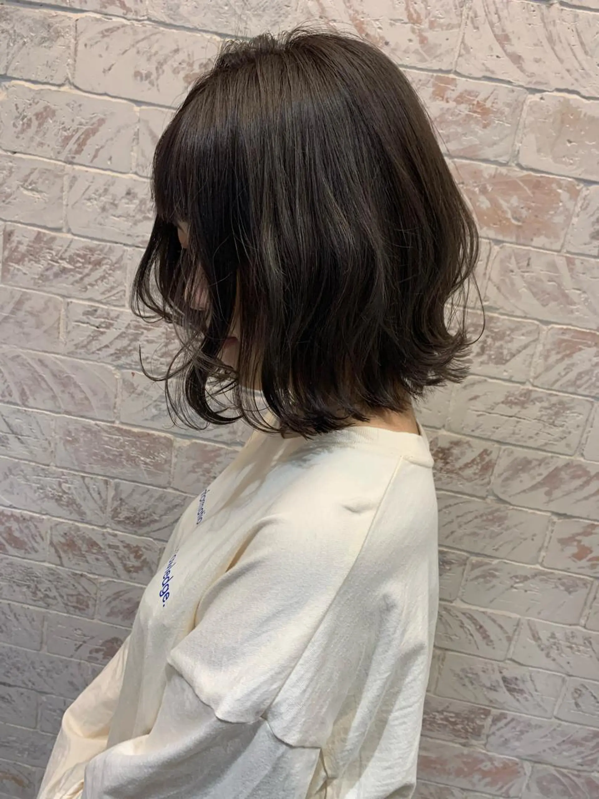ミディアム 田中 亜沙美のヘアスタイル