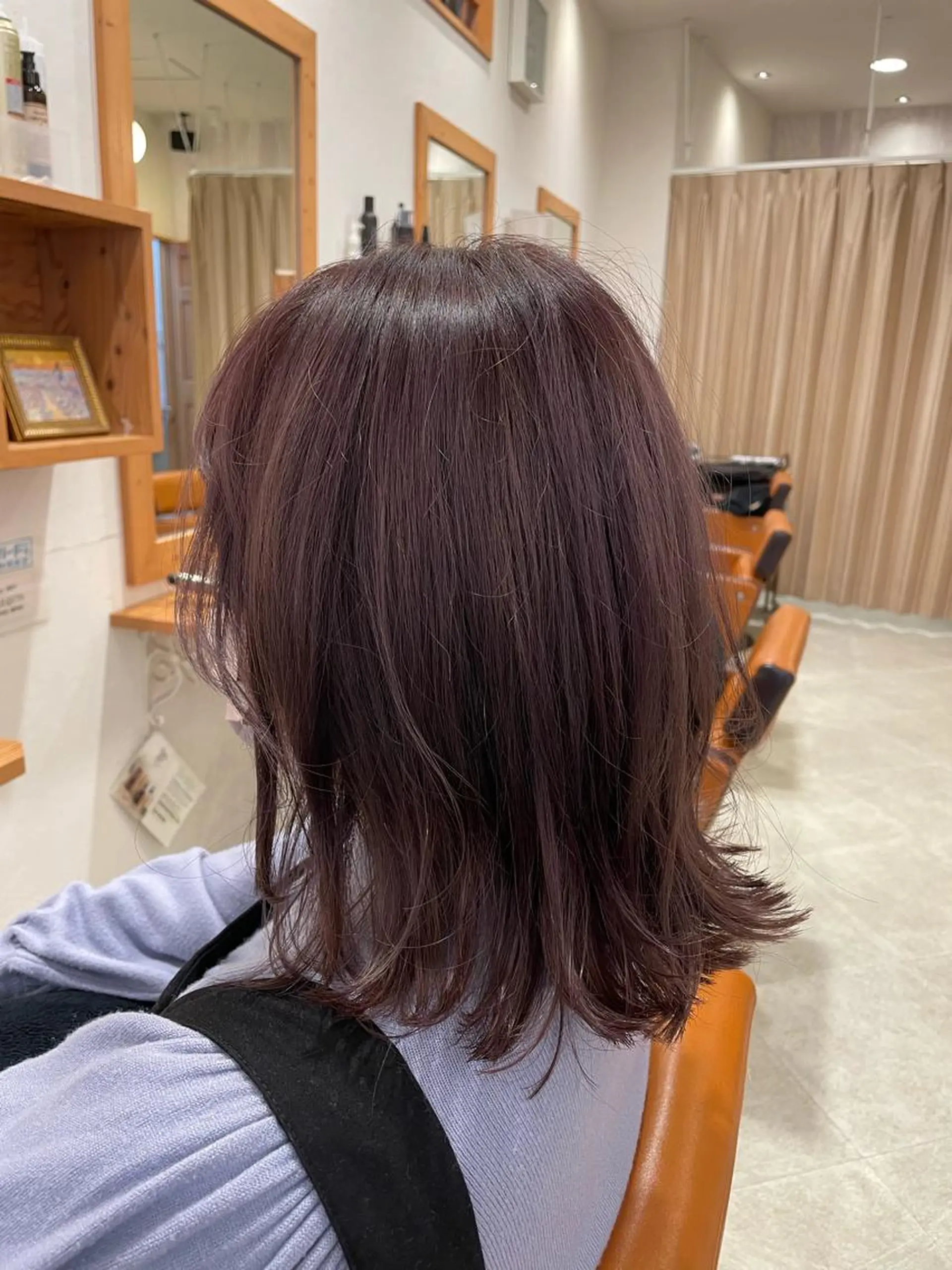ミディアム カラー カット ヘアカラー 式部 由美子のヘアスタイル