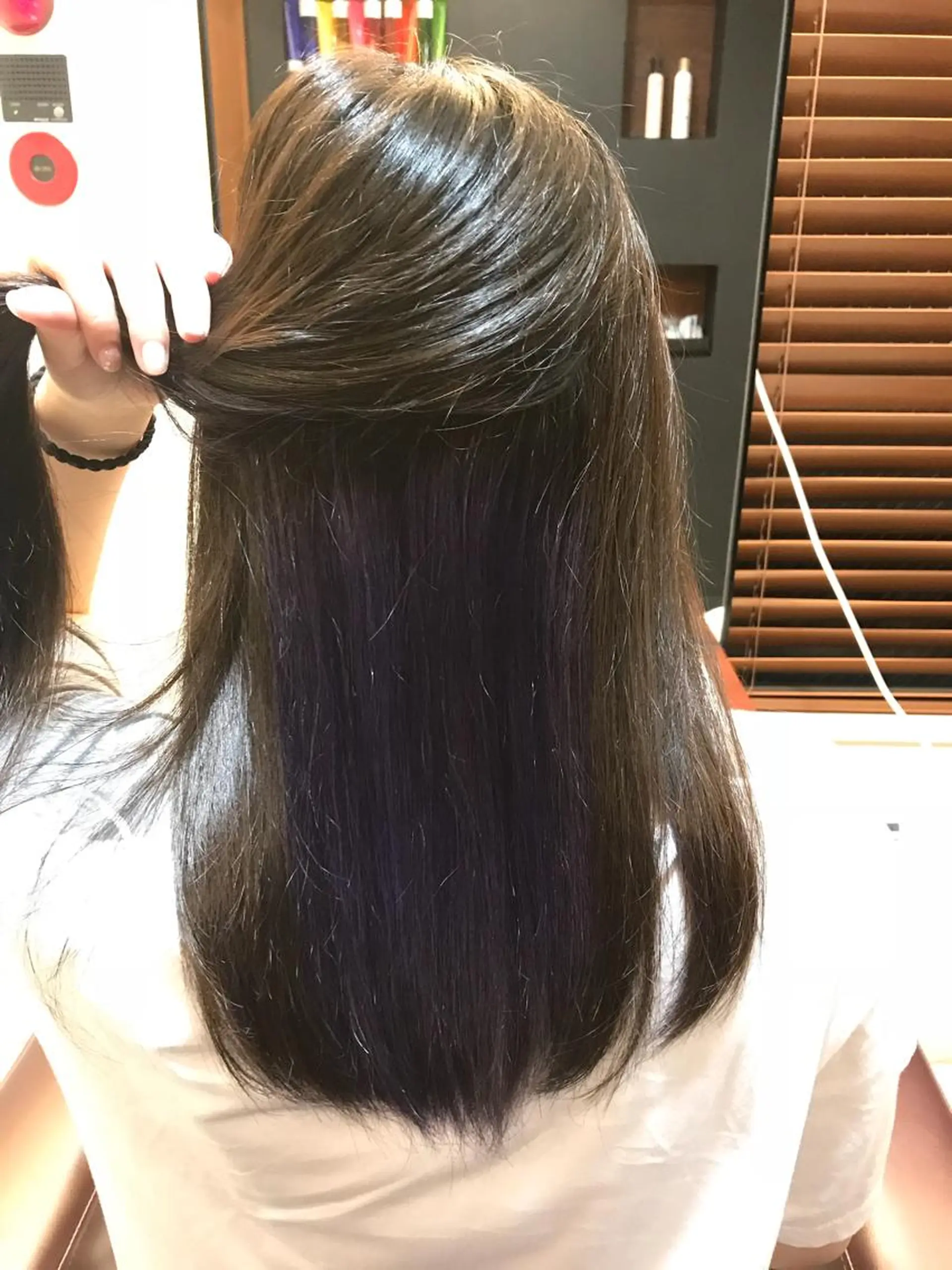 セミロング Agu hair verse所属・小顔/似合わせカット 杉山莉菜のヘアスタイル