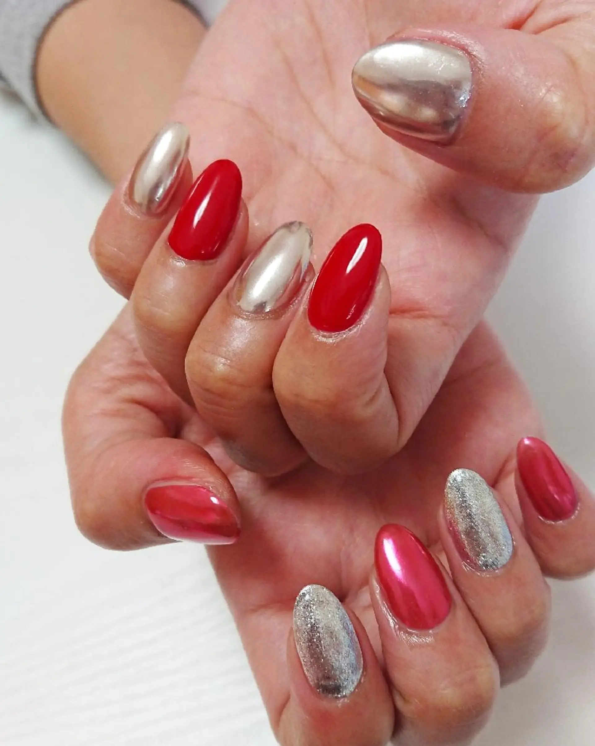 ネイル ミラーネイル ハンドネイル Lilith Nailのネイルデザイン