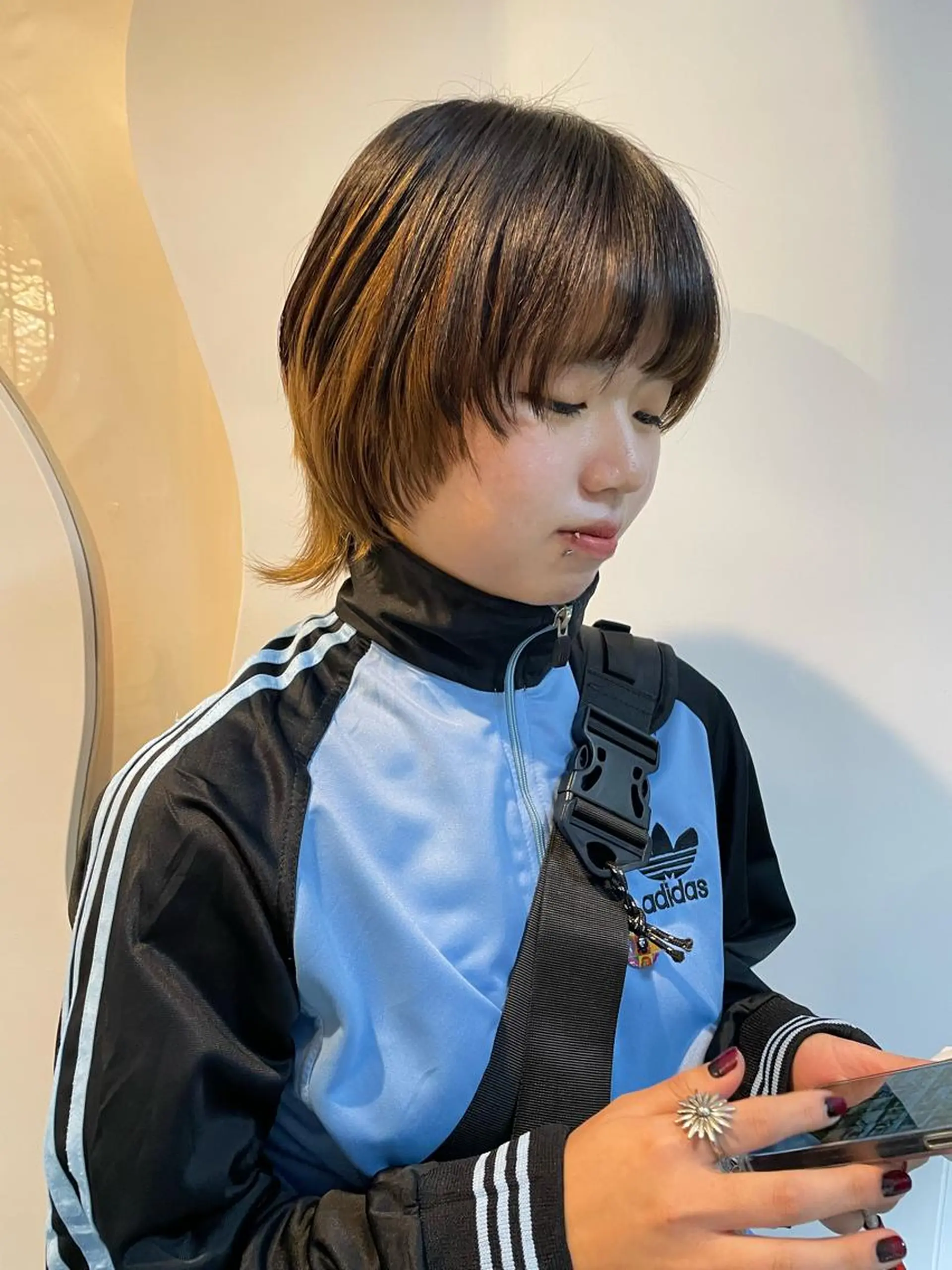 ミディアム 顔まわりレイヤー レイヤーカット ウルフカット 🐺高椋 海/ウルフ/レイヤーのヘアスタイル