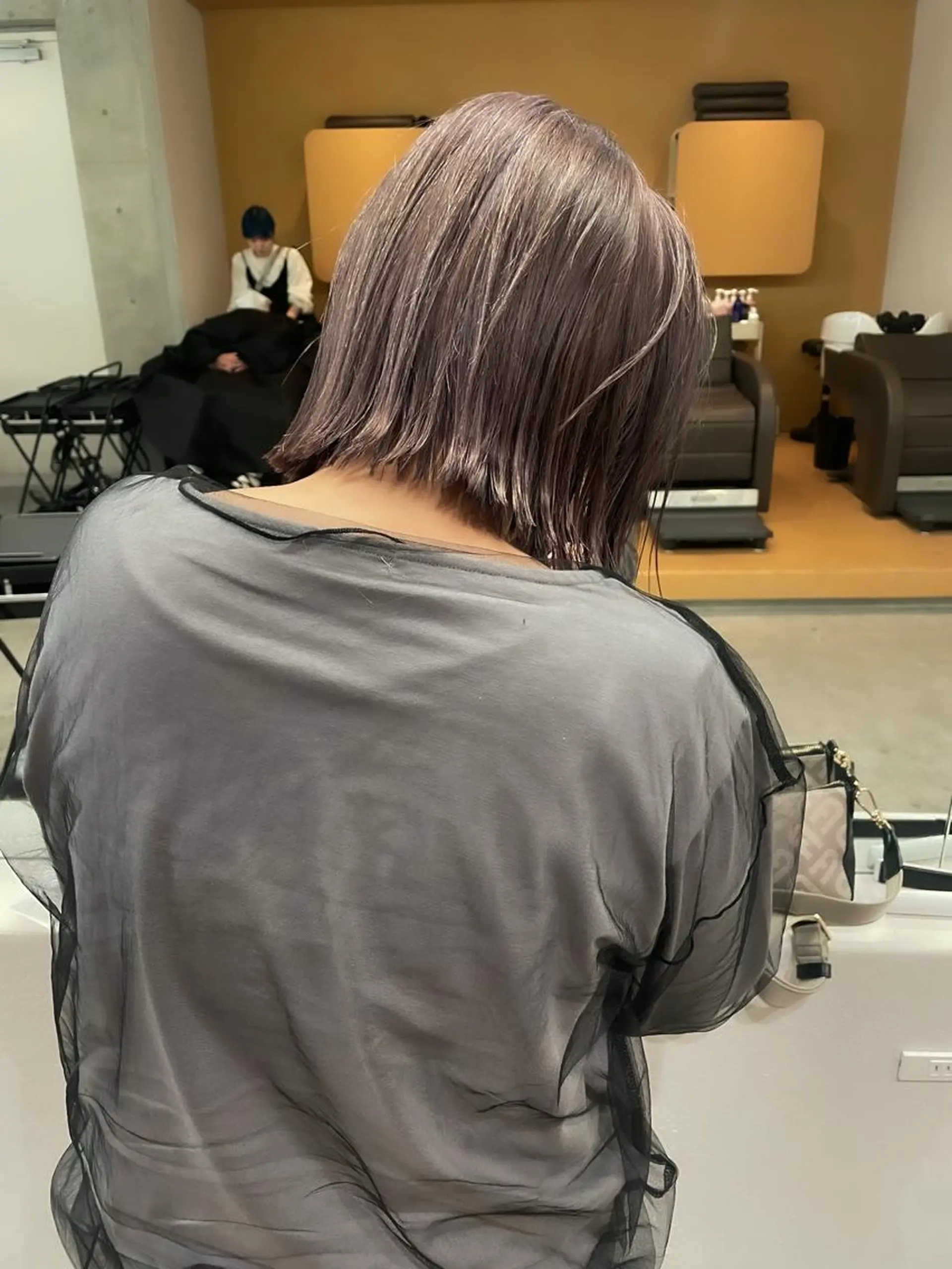 ショート カラー ヘアアレンジ ミニボブ/ブリーチ 🌈MISATOのヘアスタイル