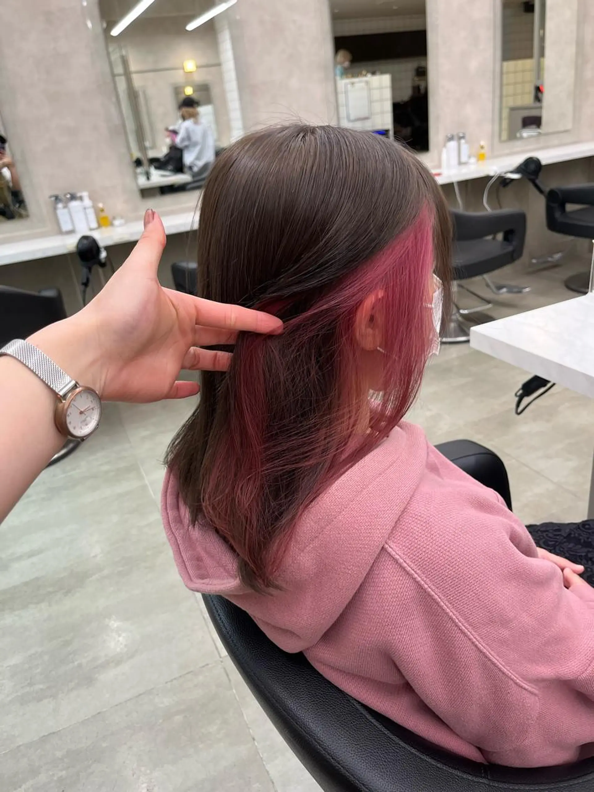 セミロング ヘアカラー トリートメント ヘッドスパ ヘアセット 寒色＆ブリーチ特化 寒色MiOのヘアスタイル