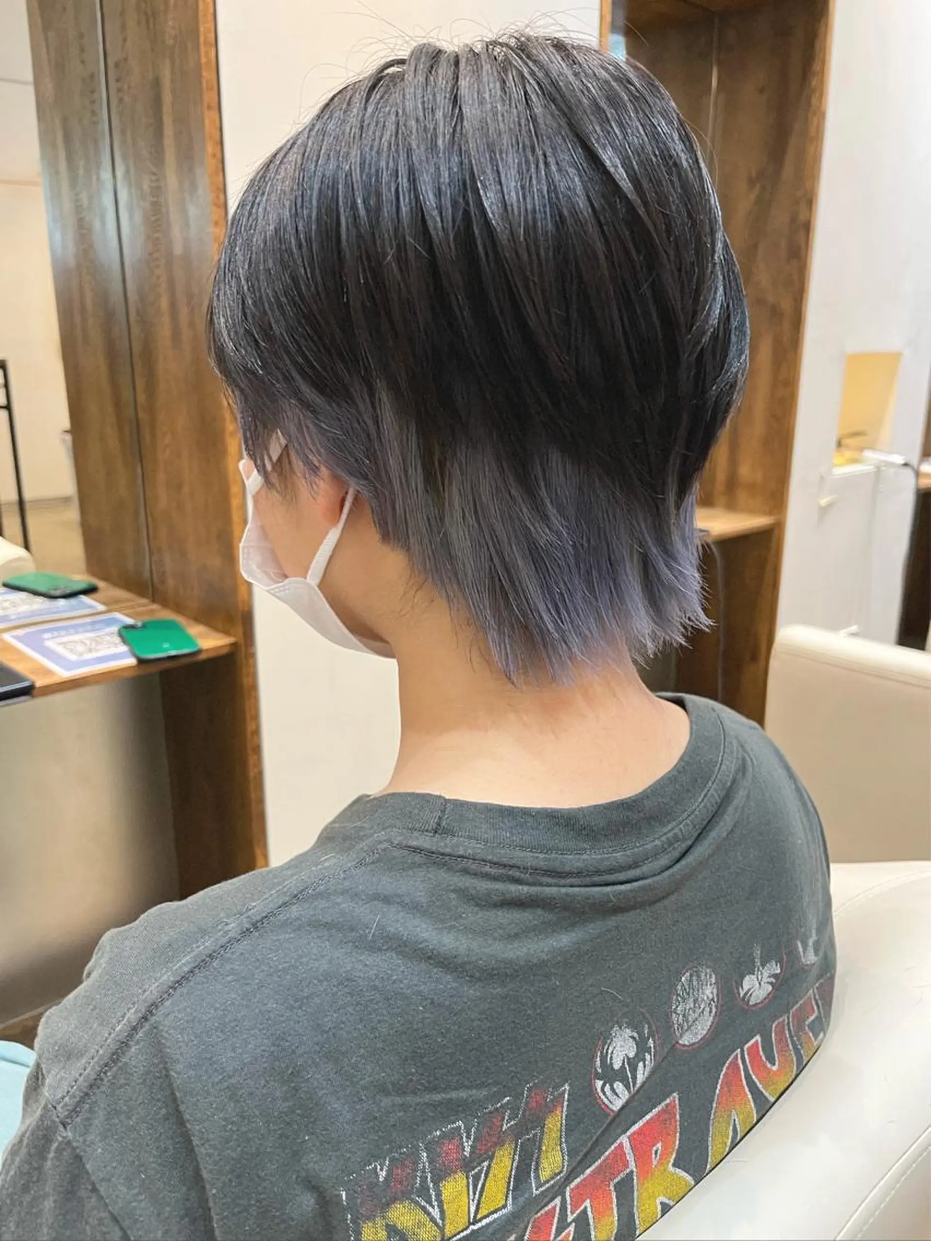 ショート カラー シルバー 艶髪カラー😊 西久保光✂️のヘアスタイル
