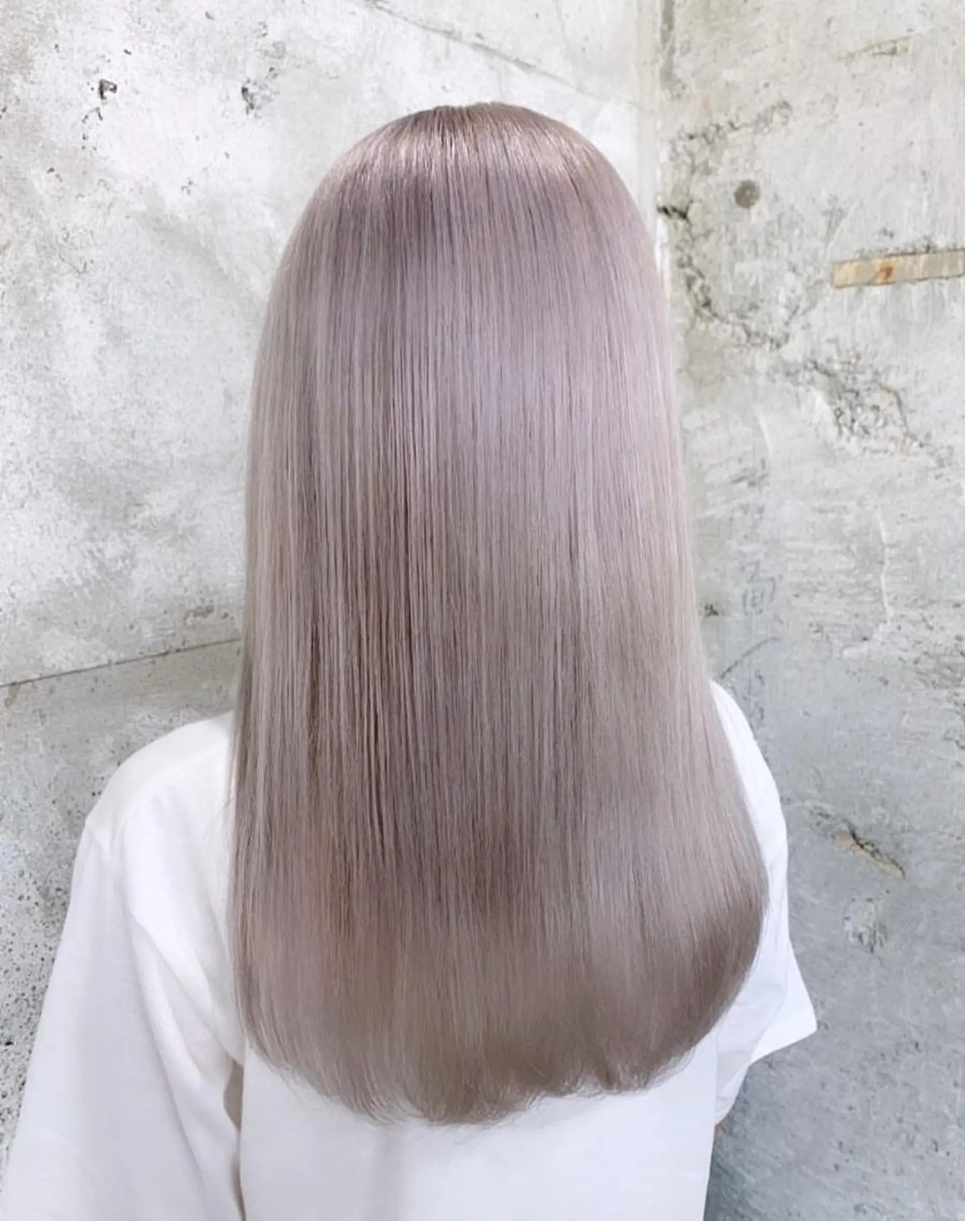 セミロング カラー パーマ ヘアアレンジ アディクシーカラー アッシュ バレイヤージュ ベージュカラー ブリーチ newi grande 横浜店のヘアスタイル