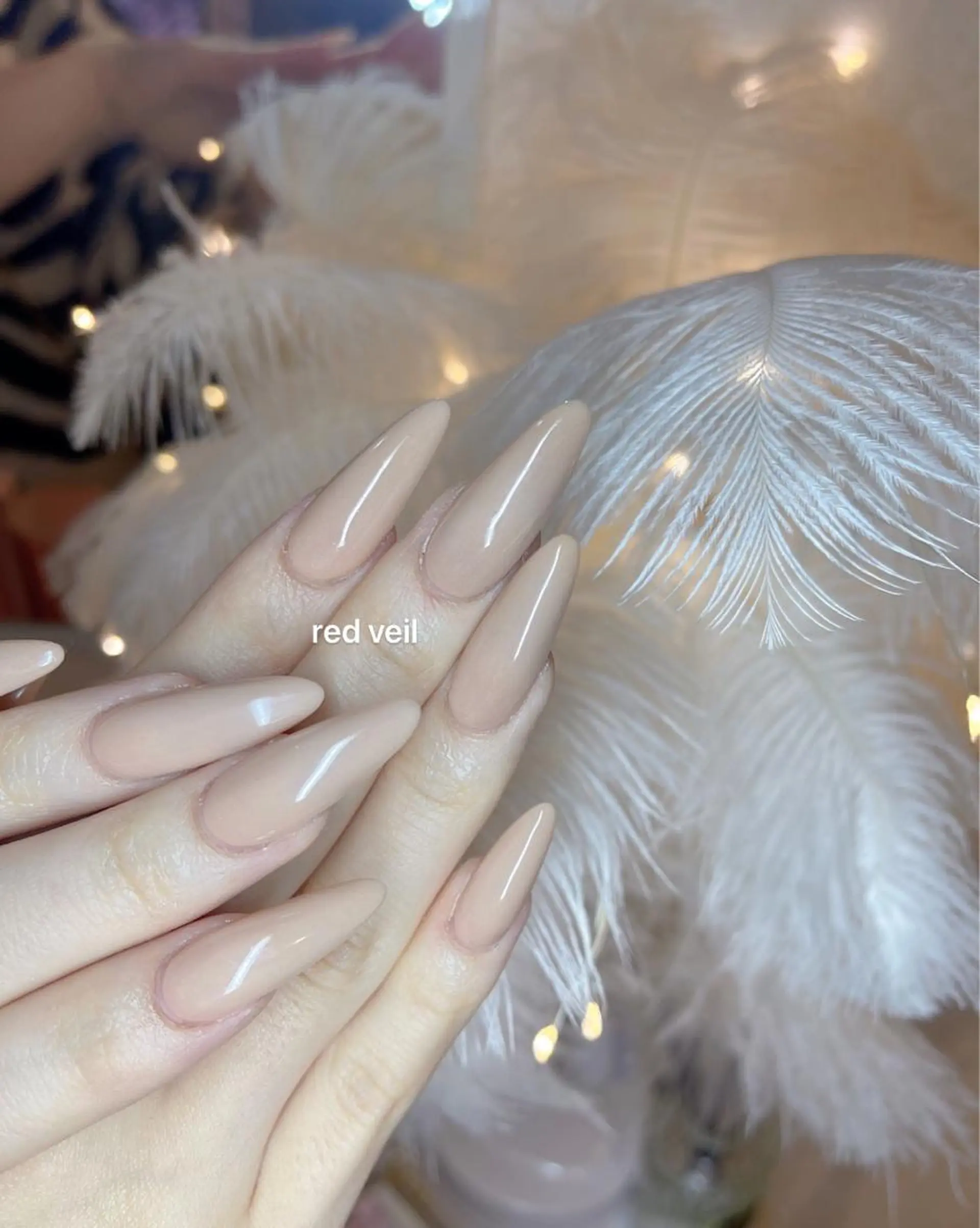 ロング ネイル ロング ロングネイル ハンドネイル 長さ出し専門 nynaのネイルデザイン