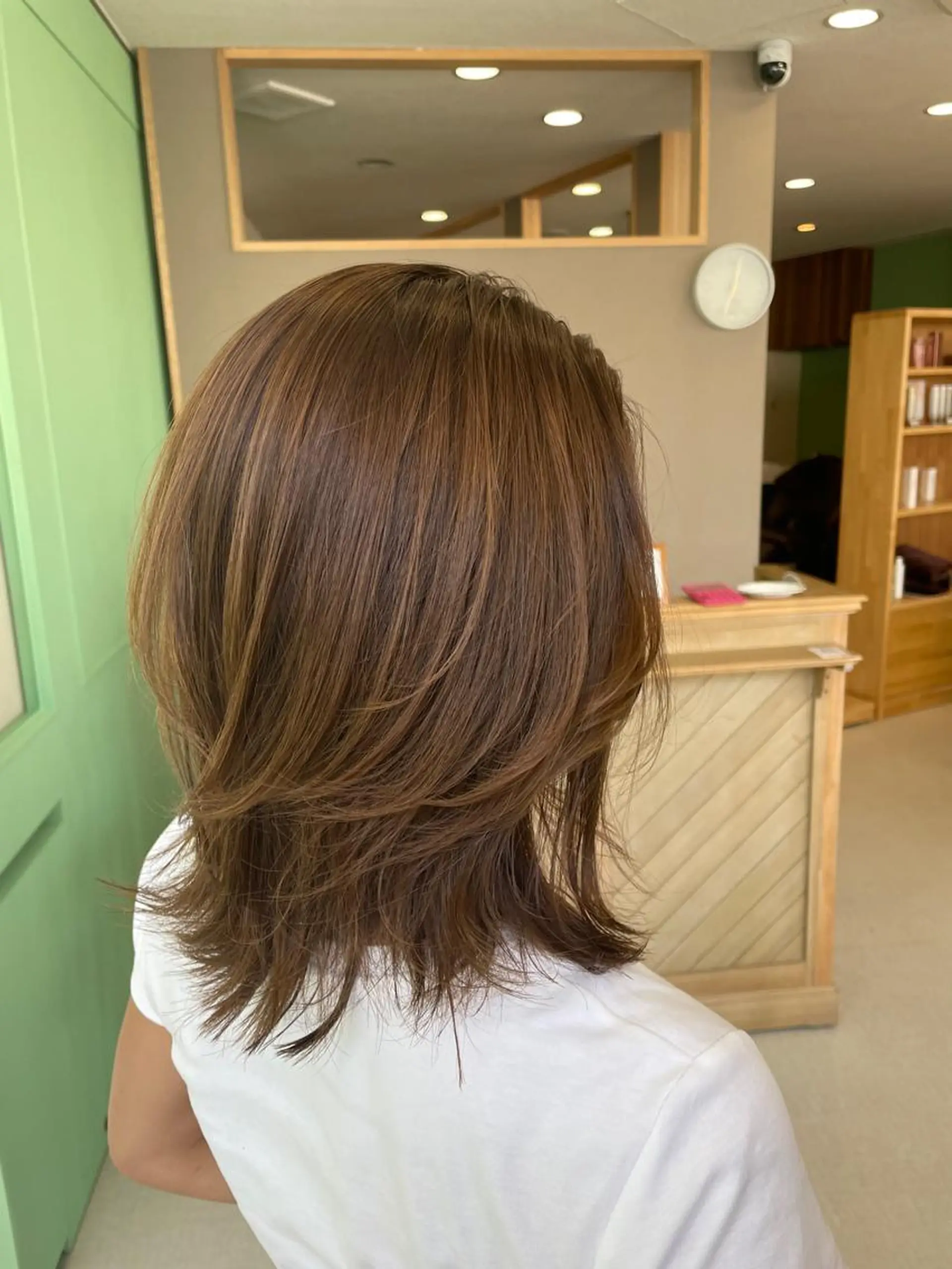 ミディアム カラー カット ヘアカラー 韓国ヘア/レイヤー/ ツヤカラー/ Aiのヘアスタイル
