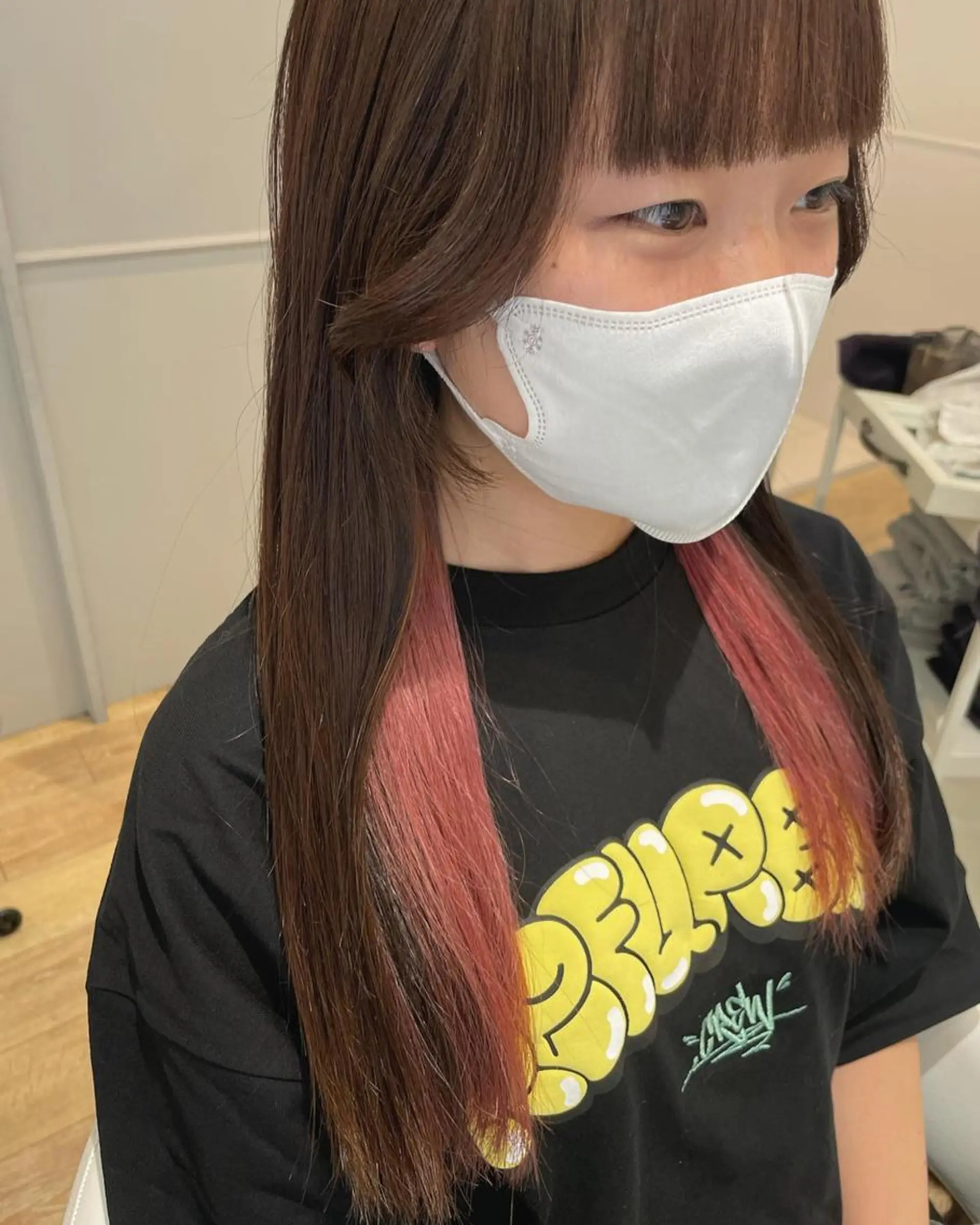 ミディアム カラー パーマ ヘアアレンジ メンズ キッズ ネイル マツエク・マツパ メンズインナーカラー インナーカラー ピンクカラー カラーマツエク ピンク 🫧垢抜けヘア🫧 SHIORIのヘアスタイル
