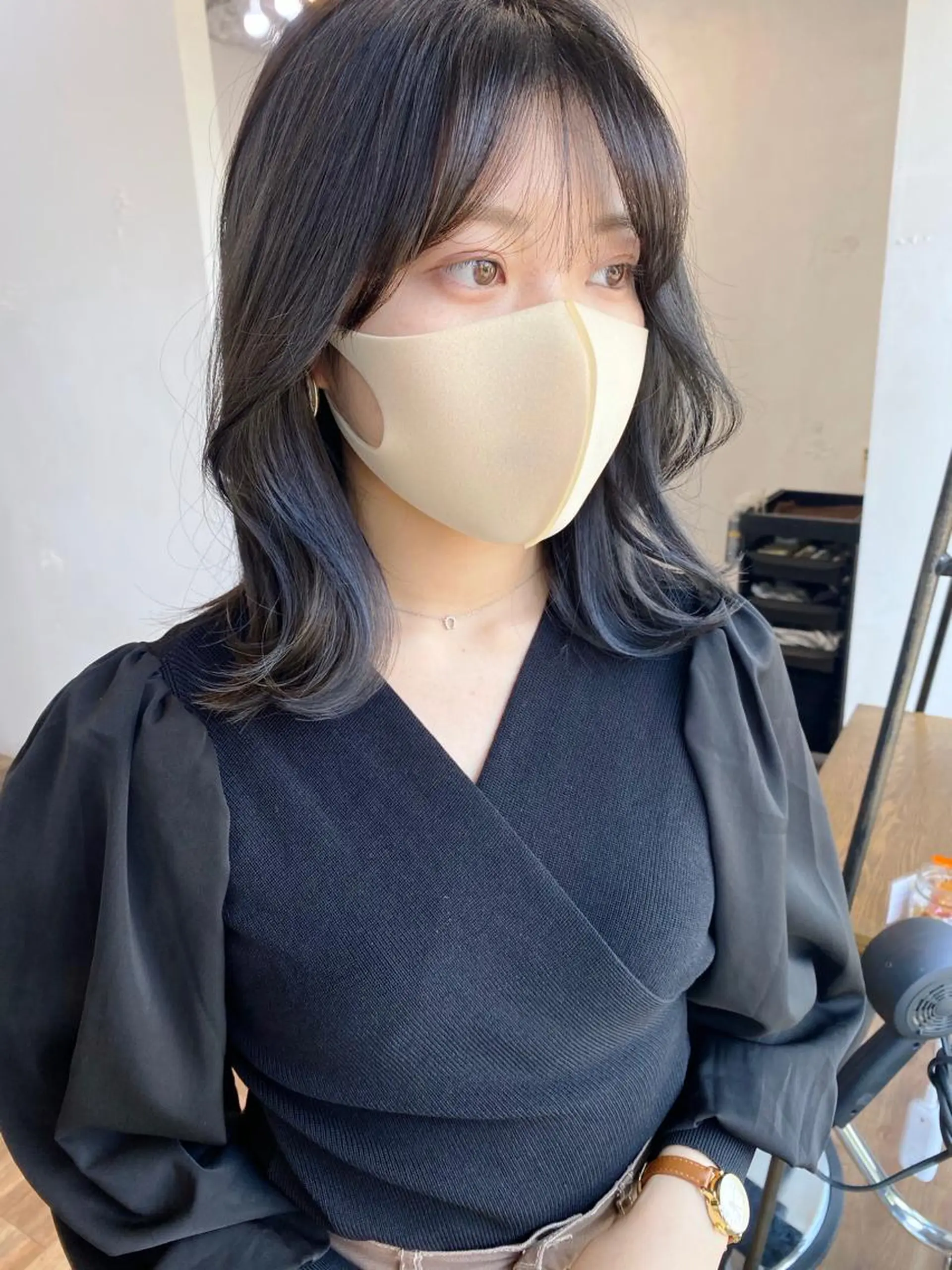 ミディアム カラー 🥣 hashi 🛋️のヘアスタイル