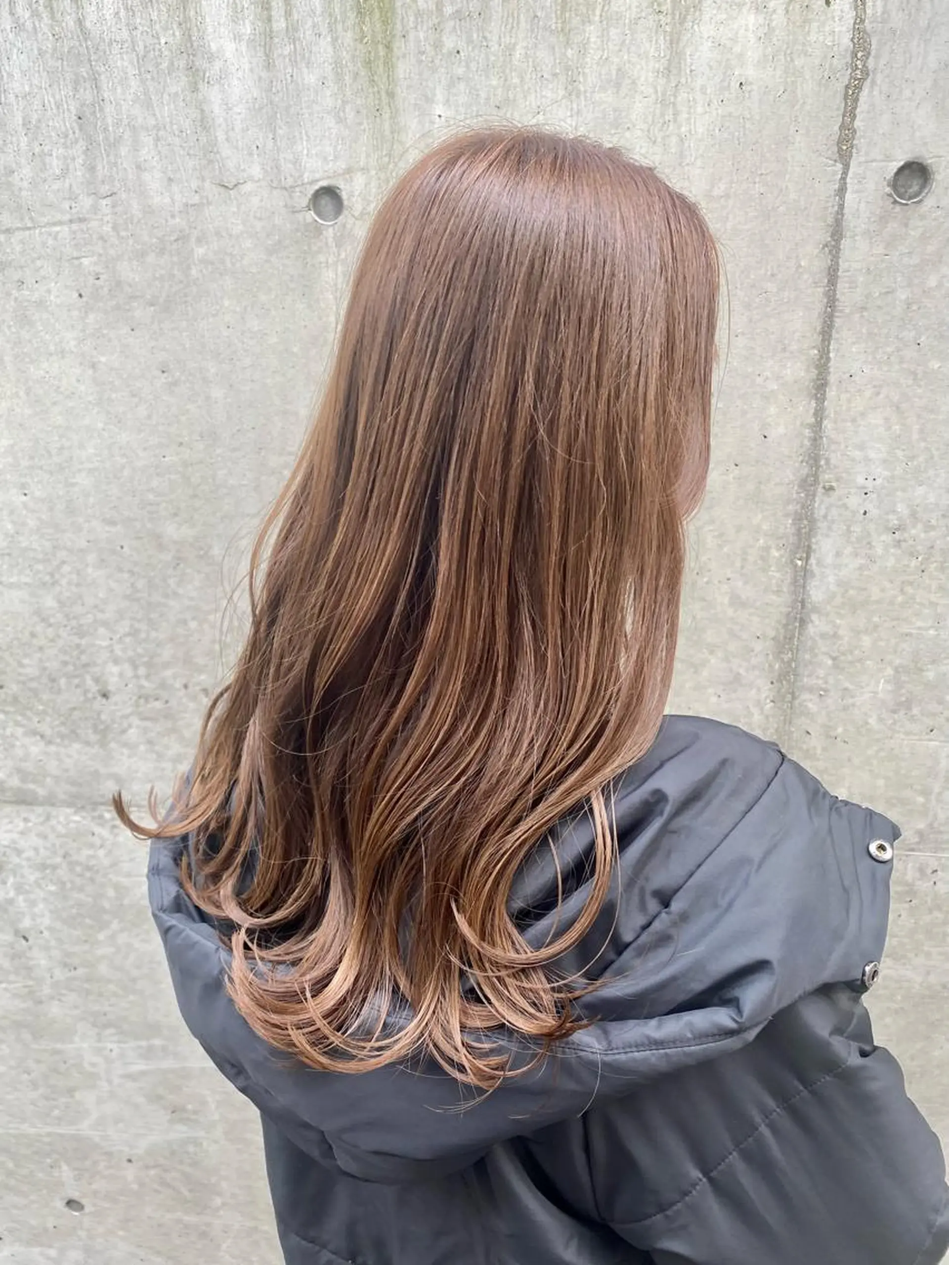 ミディアム カラー カット ヘアカラー トリートメント 顔周り/ブリーチなし /縮毛矯正🫧伊勢のヘアスタイル