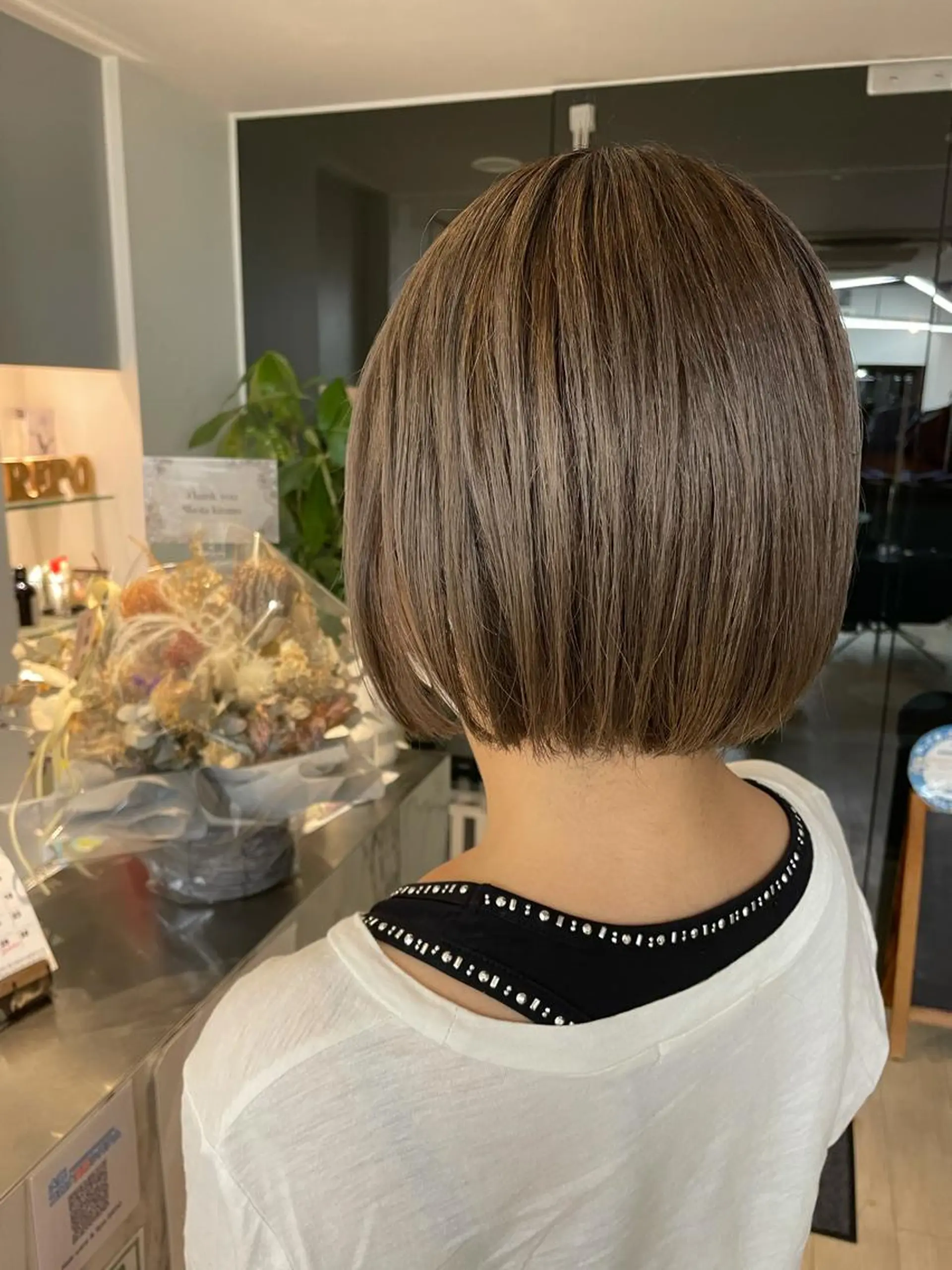 ショート ボブ 髪質改善 トリートメント 心斎橋/海外レイヤー 募集中三好玲奈のヘアスタイル