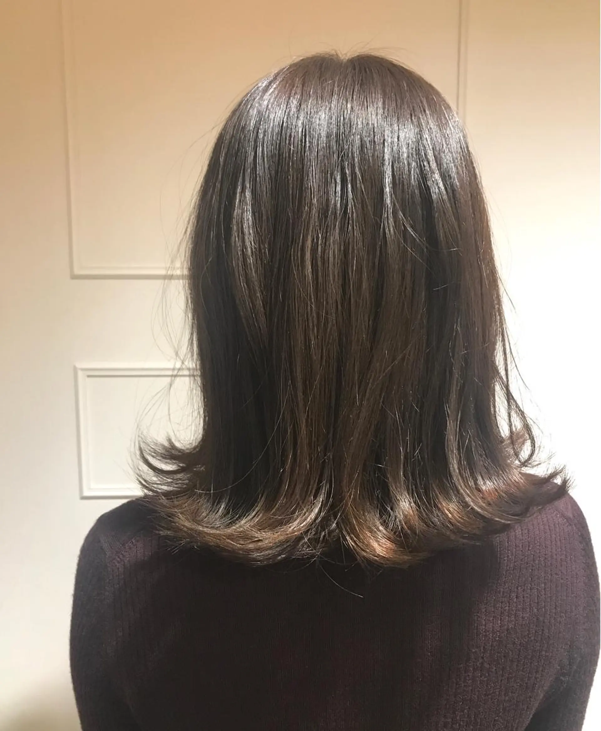 ミディアム カラー 黒神 浩之のヘアスタイル