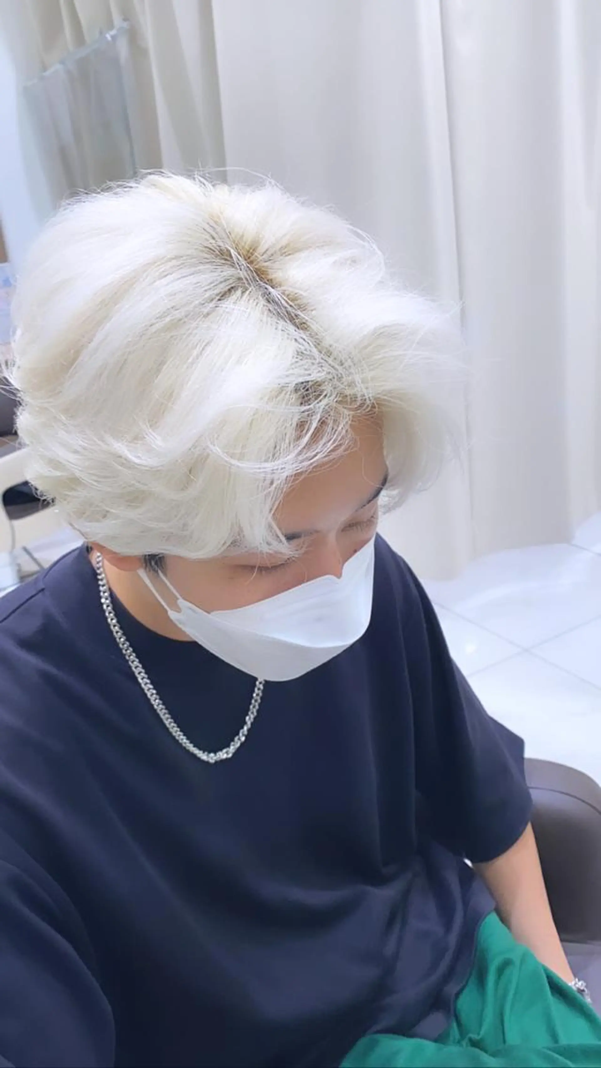 ショート カラー メンズ ヘアカラー ハイトーン特化🌟 カワシマシュンスケのヘアスタイル