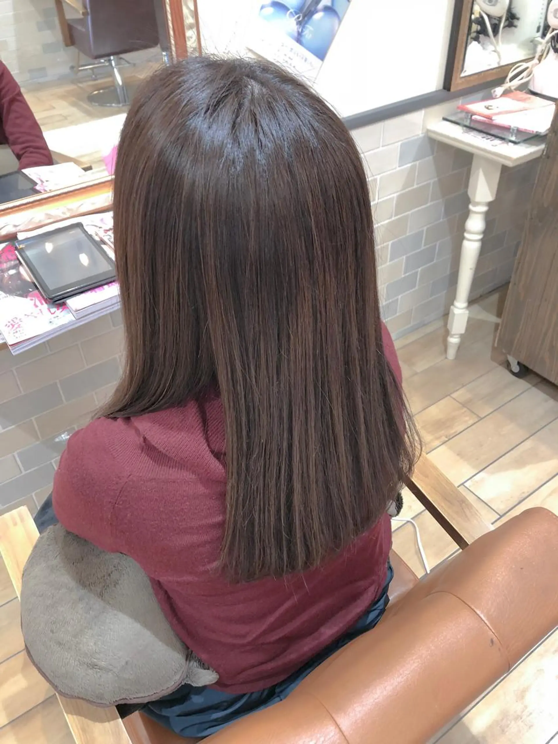 セミロング カラー アディクシーカラー アッシュ アッシュグレー un所属・un 溝の口 伊豆本のマツエク・マツパデザイン