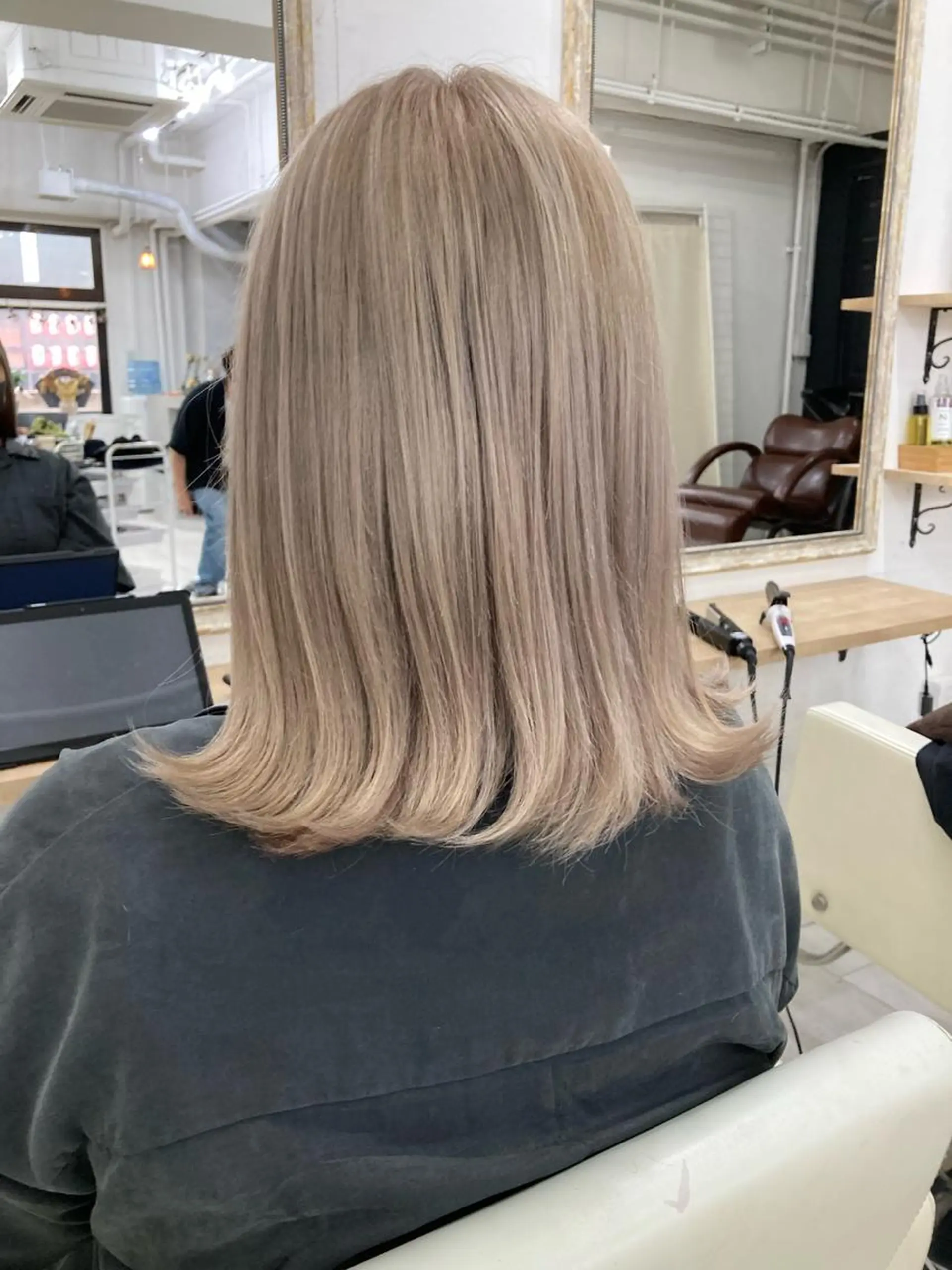 カラー 宇田川 直輝のヘアスタイル