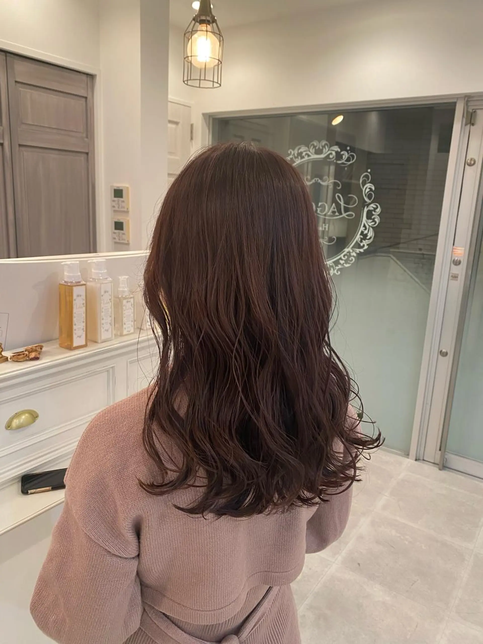 ミディアム カラー カット ヘアカラー トリートメント モテ前髪 タゴメ シンヤのヘアスタイル