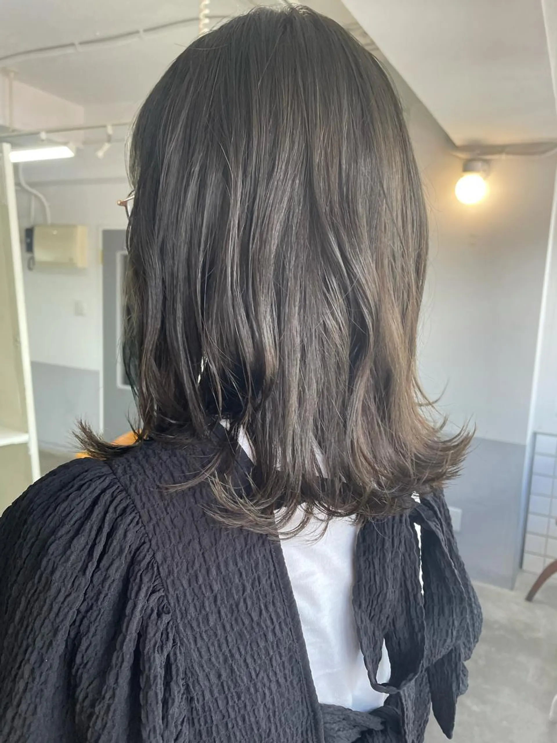 ミディアム カラー ｔｏ ｋｉのヘアスタイル