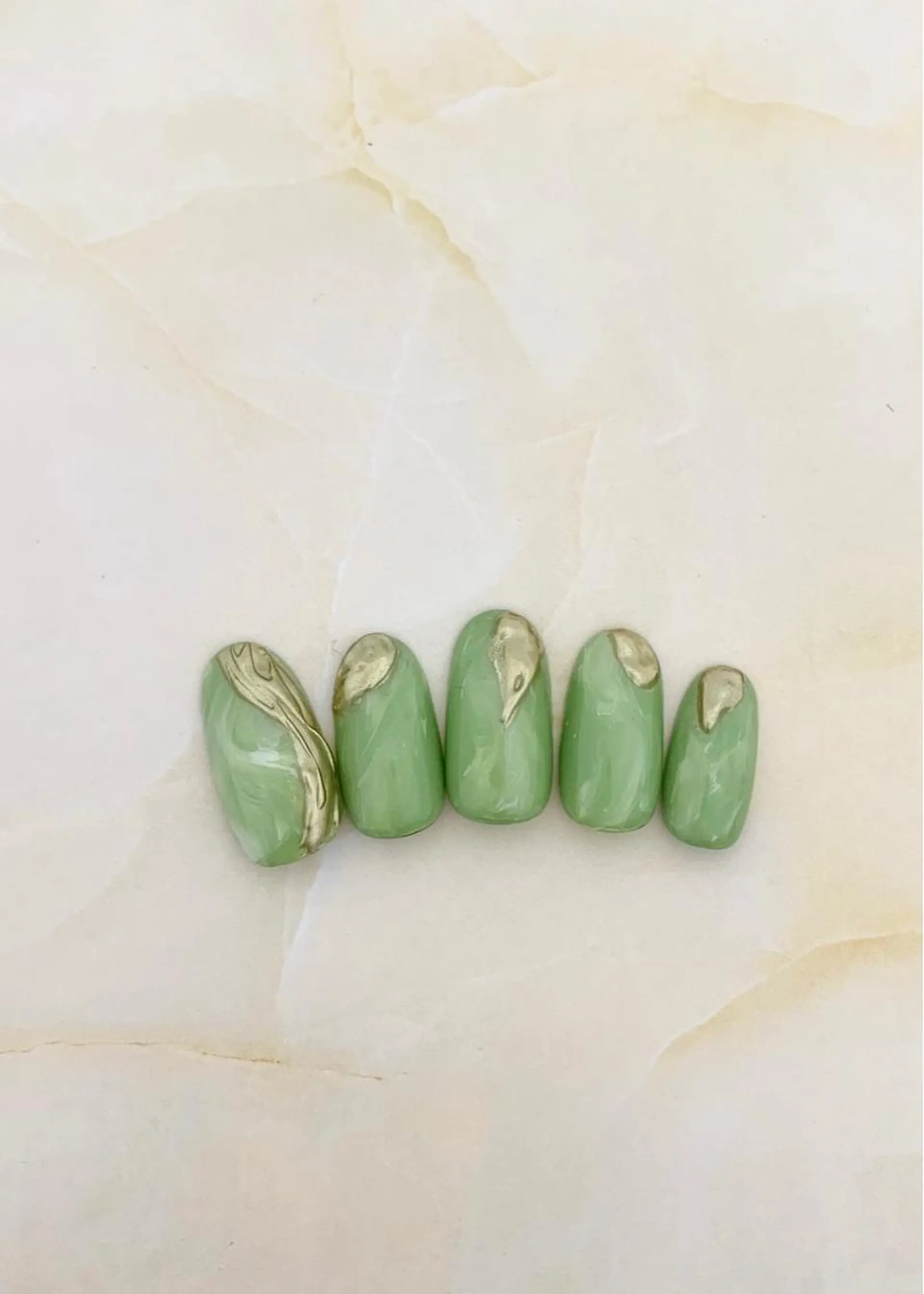 ネイル ダオン所属 yoshikoのネイルデザイン