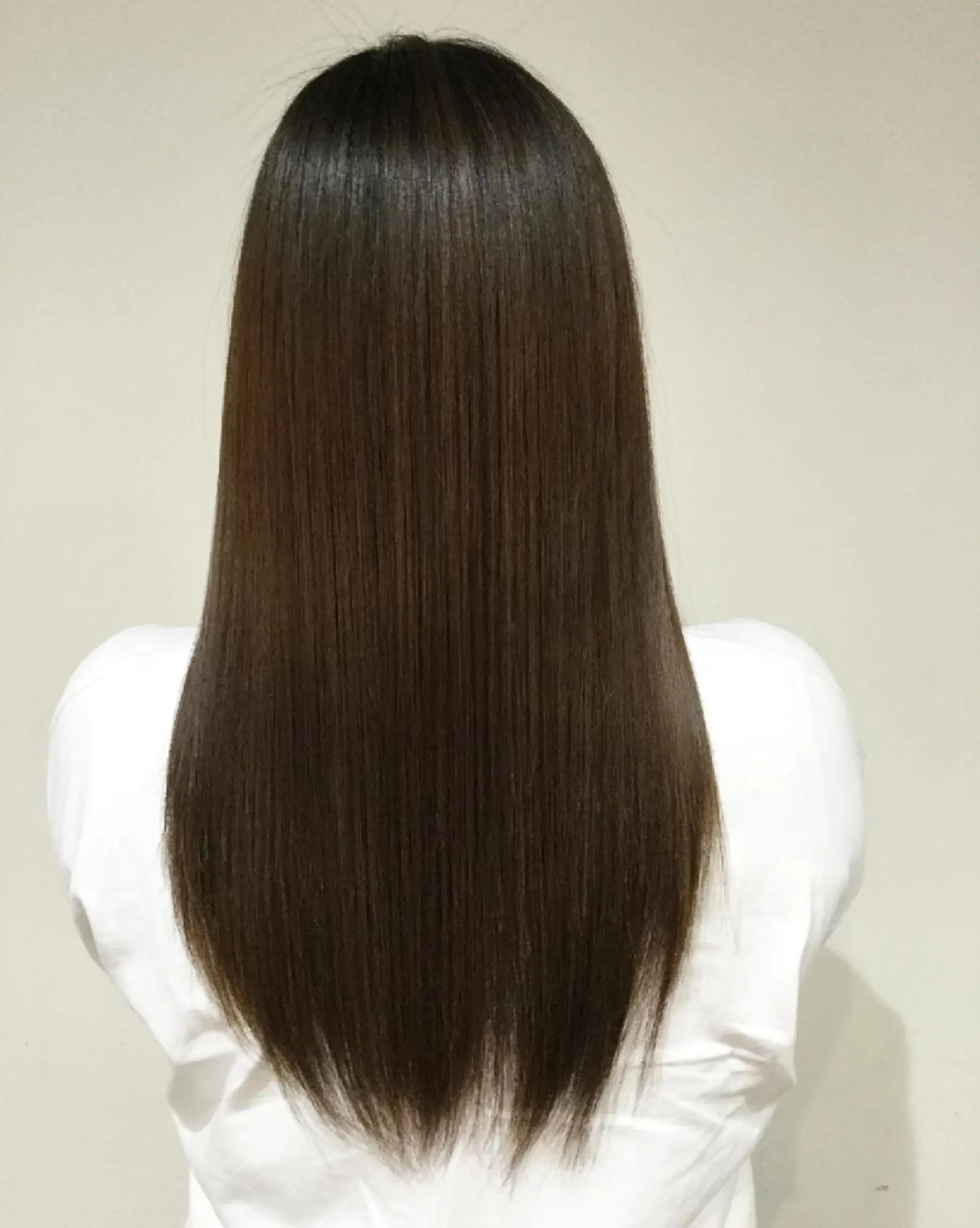 セミロング トリートメント ブリーチ/ヘアケア/ 艶髪/イギチハルのヘアスタイル