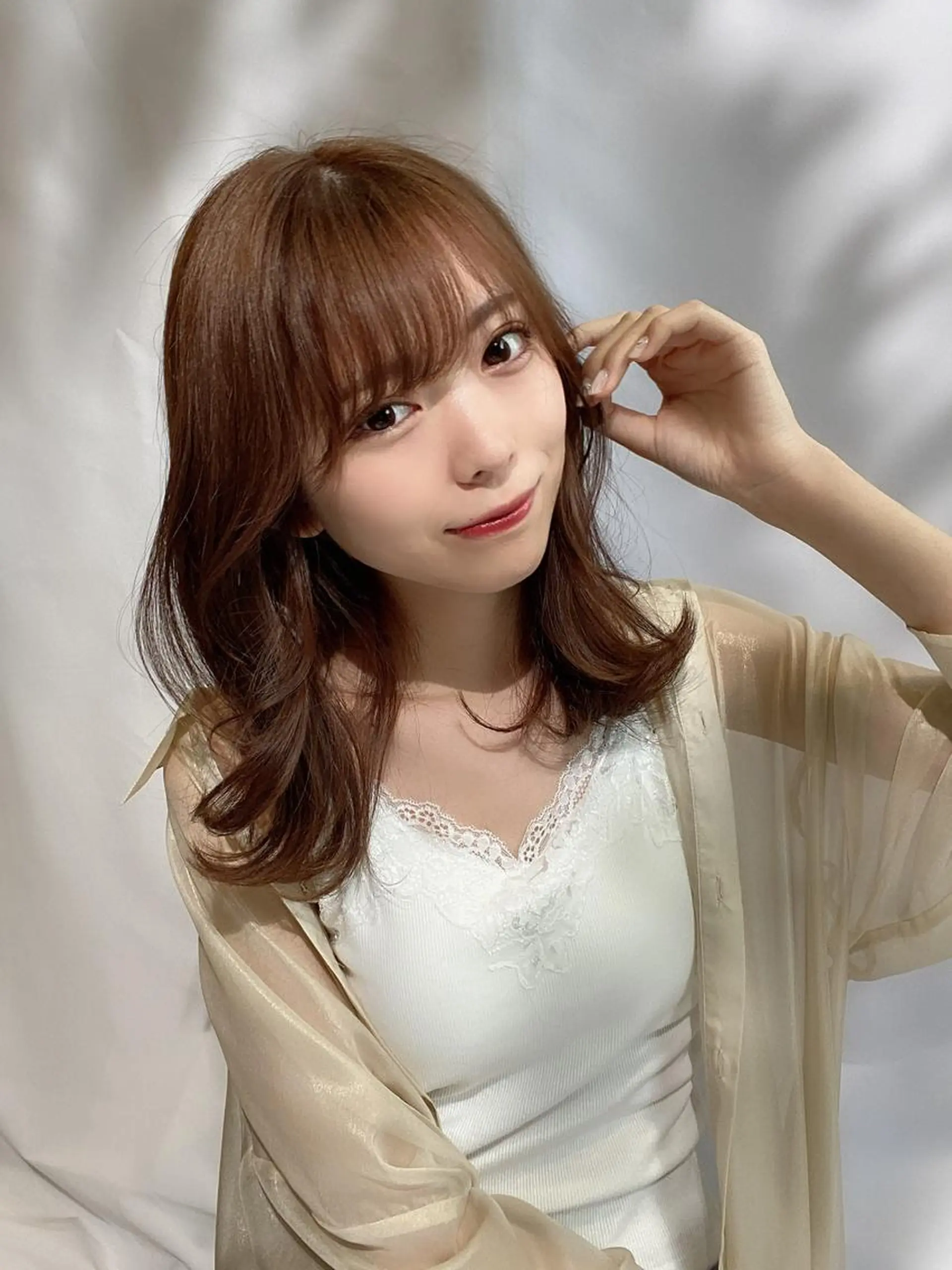 ミディアム カラー バレイヤージュ ブリーチ ケアブリーチ ダブルカラー ハイライトカラー カット ヘアカラー トリートメント 新宿✨顔周りカット 韓国ヘア/坂本亜裟海のヘアスタイル