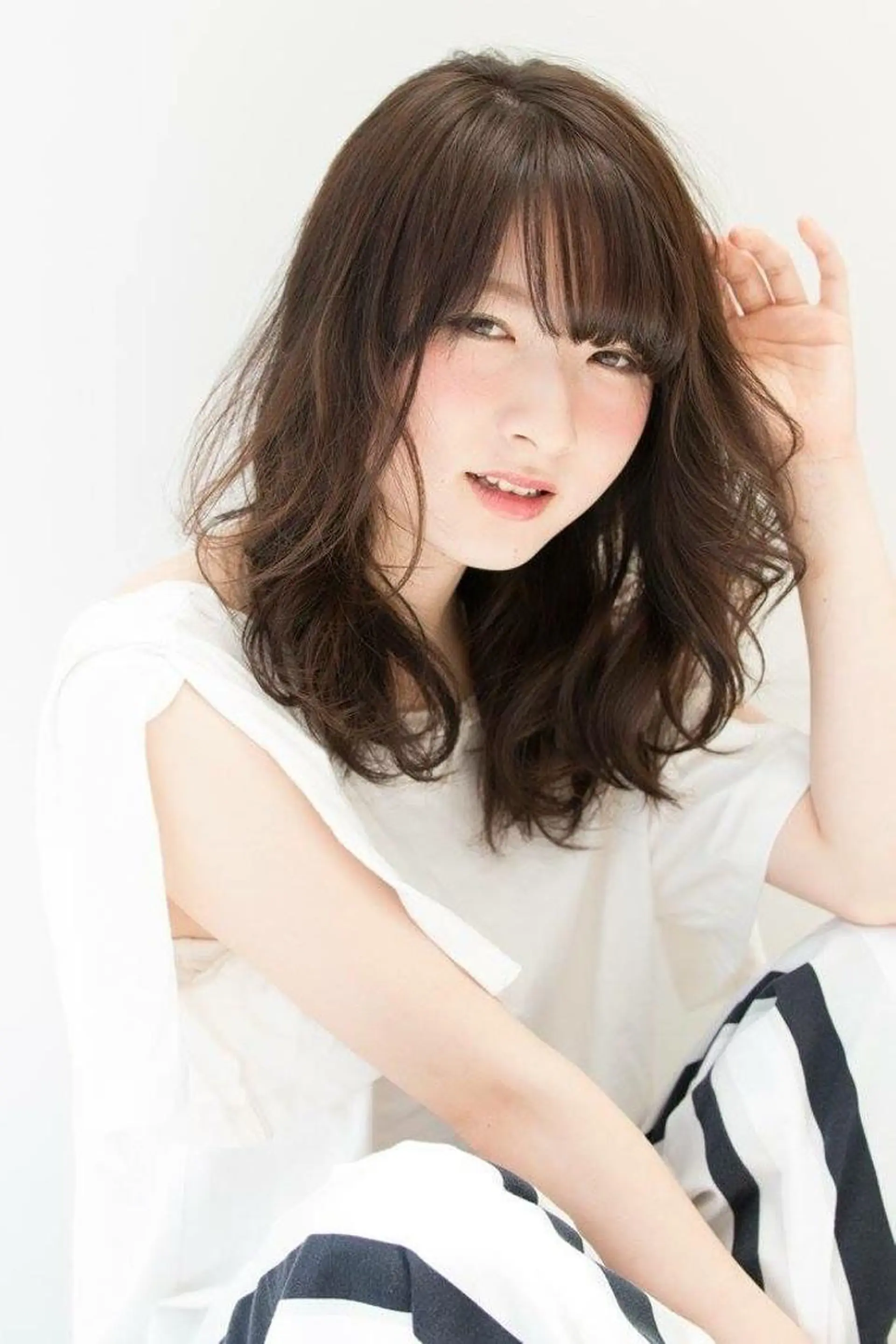 ミディアム セミロング ロング カラー パーマ 内藤 達也のヘアスタイル