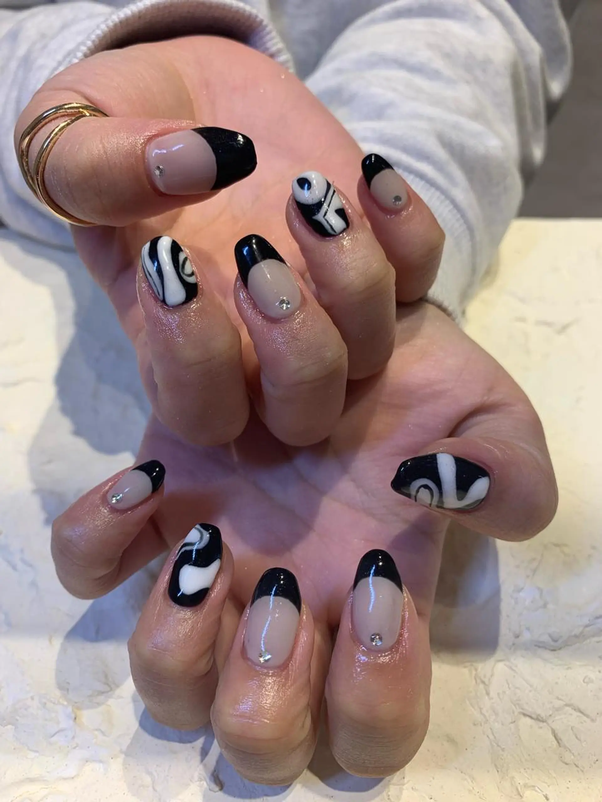 ネイル アートネイル フレンチネイル 持ち込み マキノ ユイのネイルデザイン